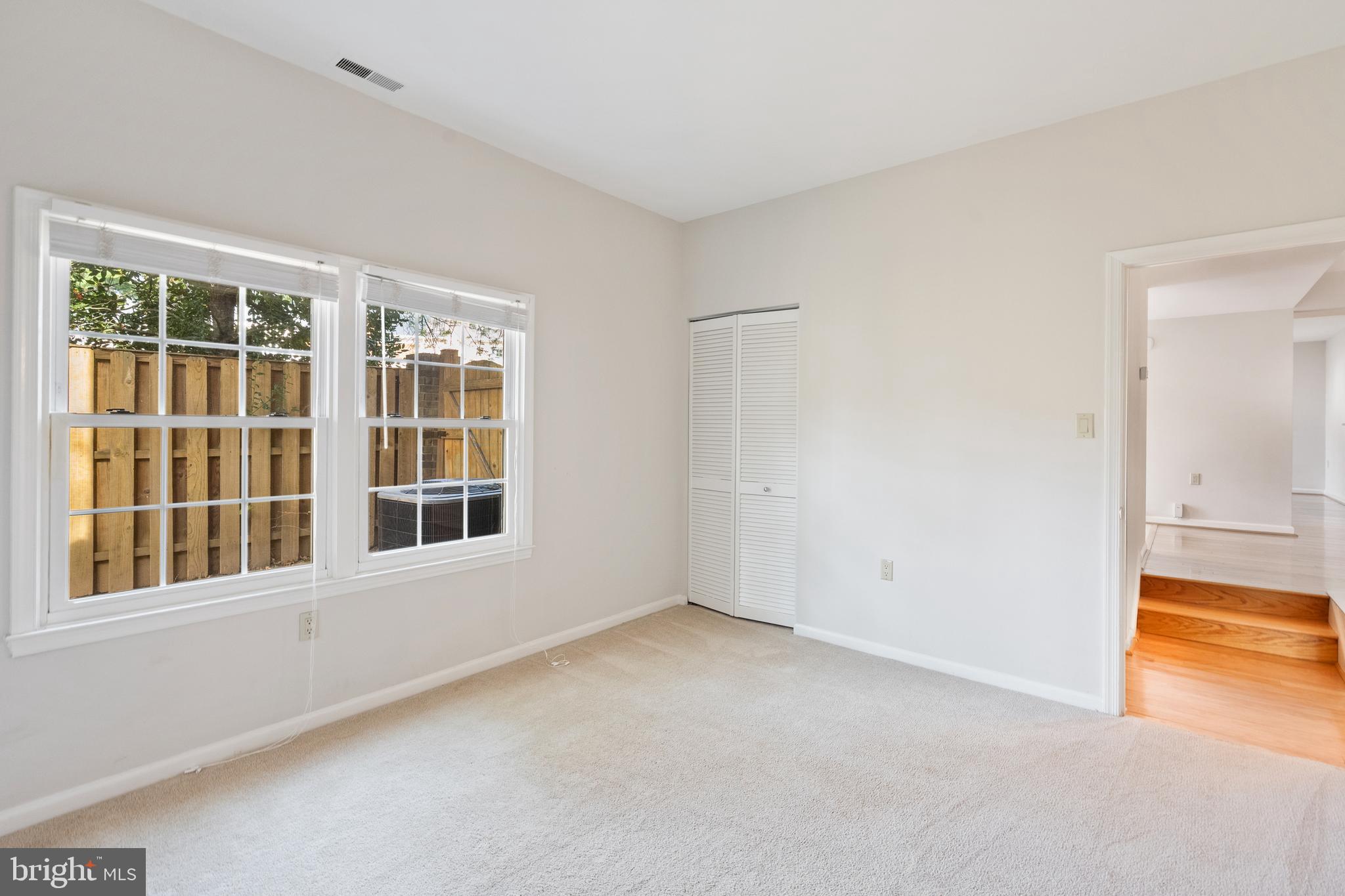 TOWNES OF MOOREFIELD - Residential