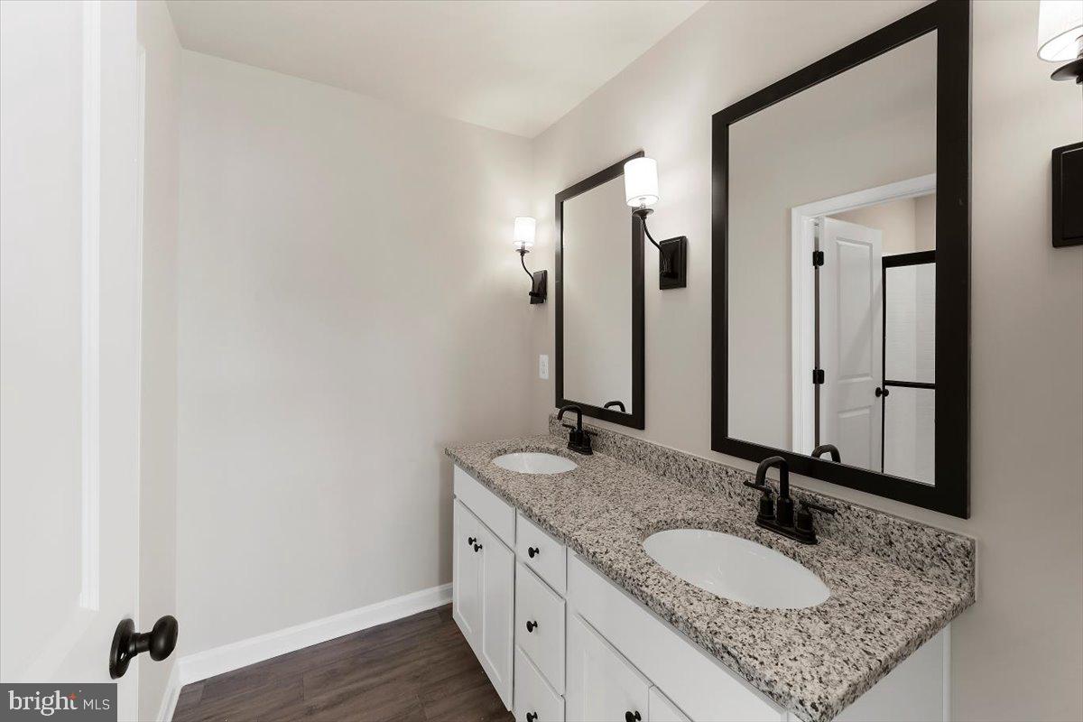 DILLON FARM - Residential