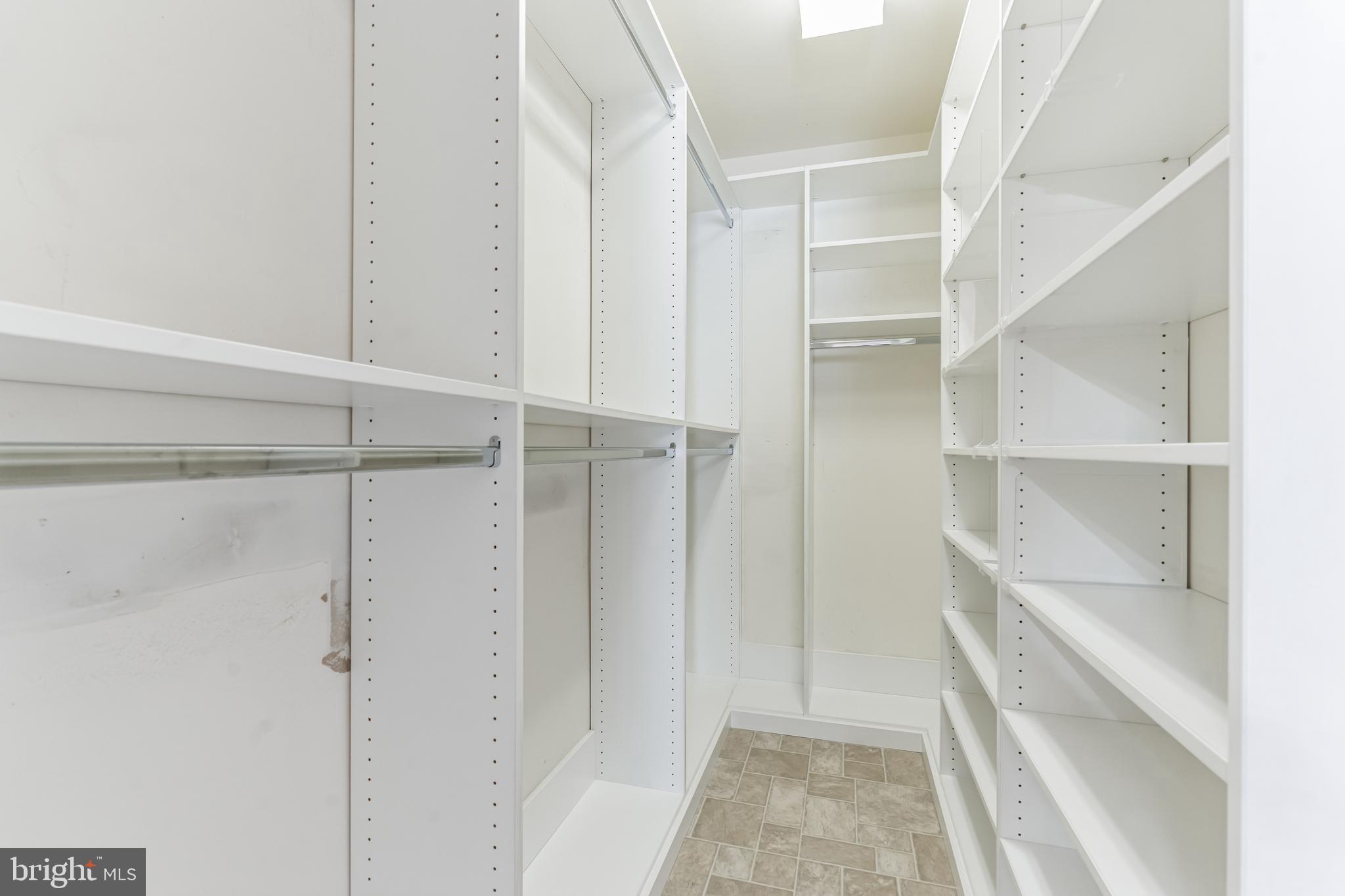 WELLINGTON - Residential