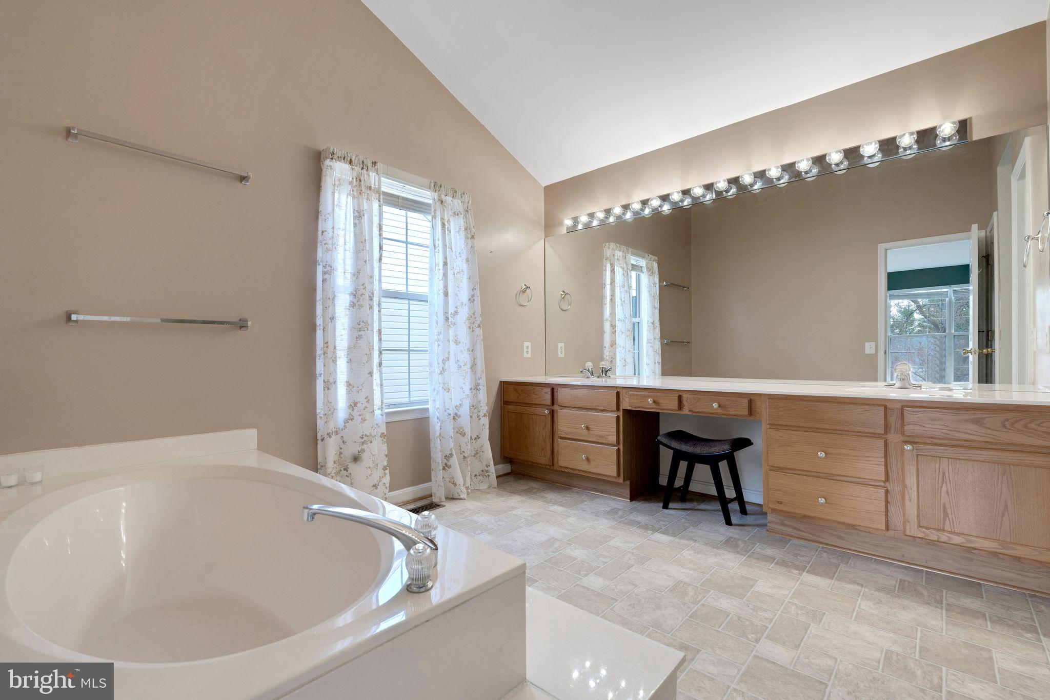 WELLINGTON - Residential