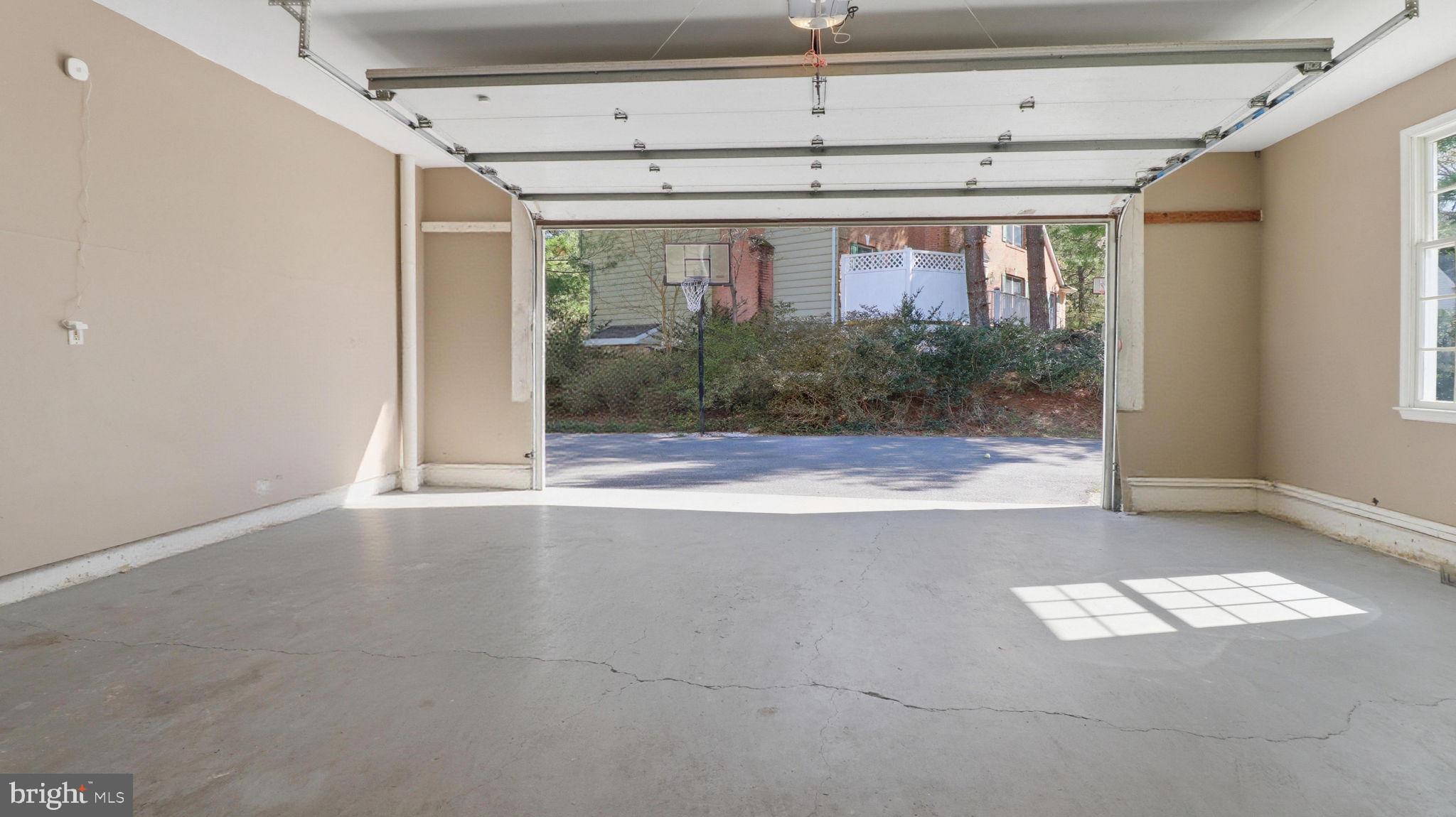 MAPLE FOREST - Residential