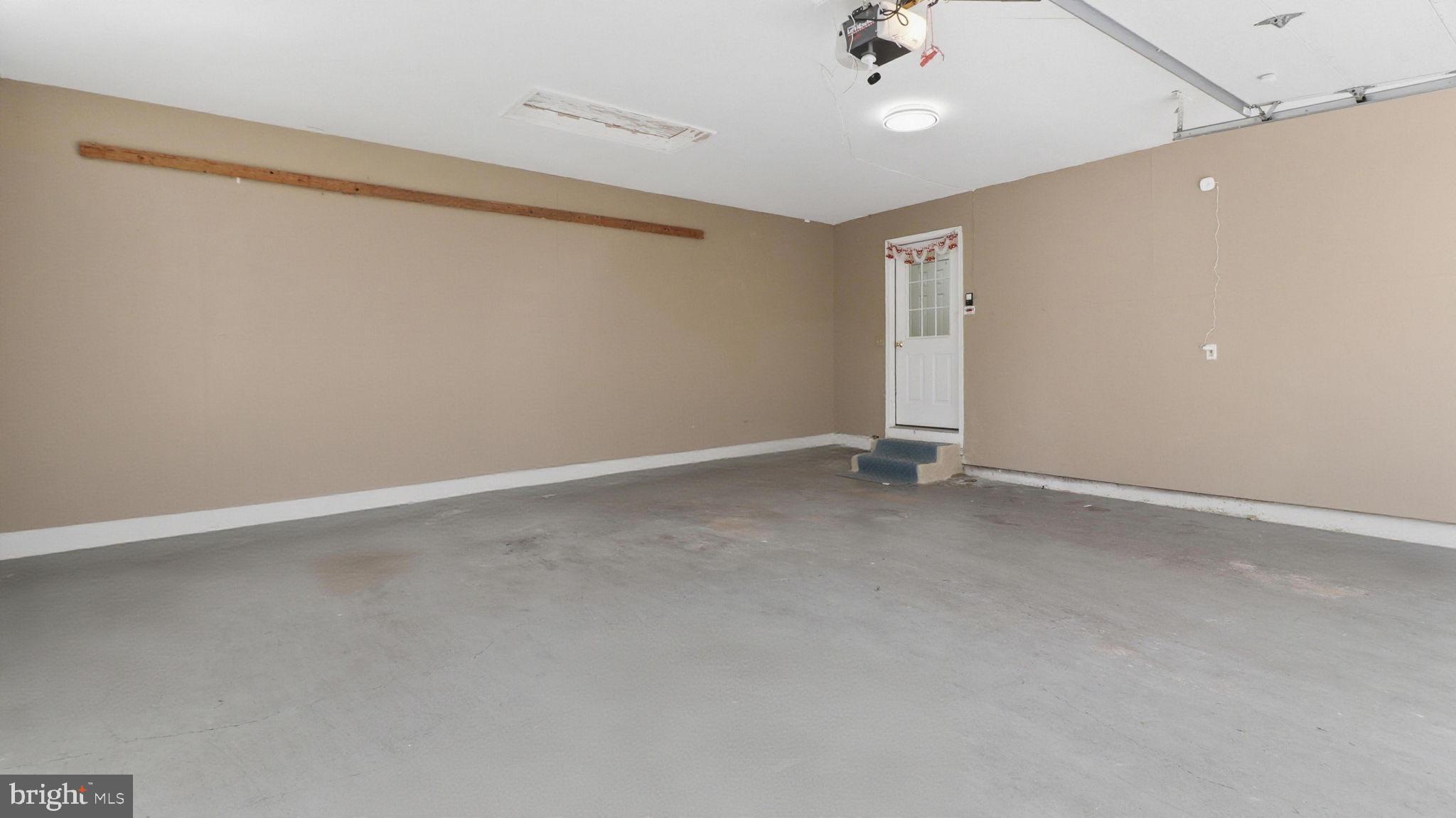 MAPLE FOREST - Residential