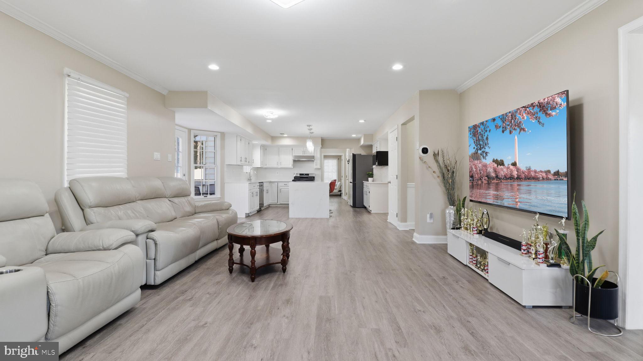 MAPLE FOREST - Residential