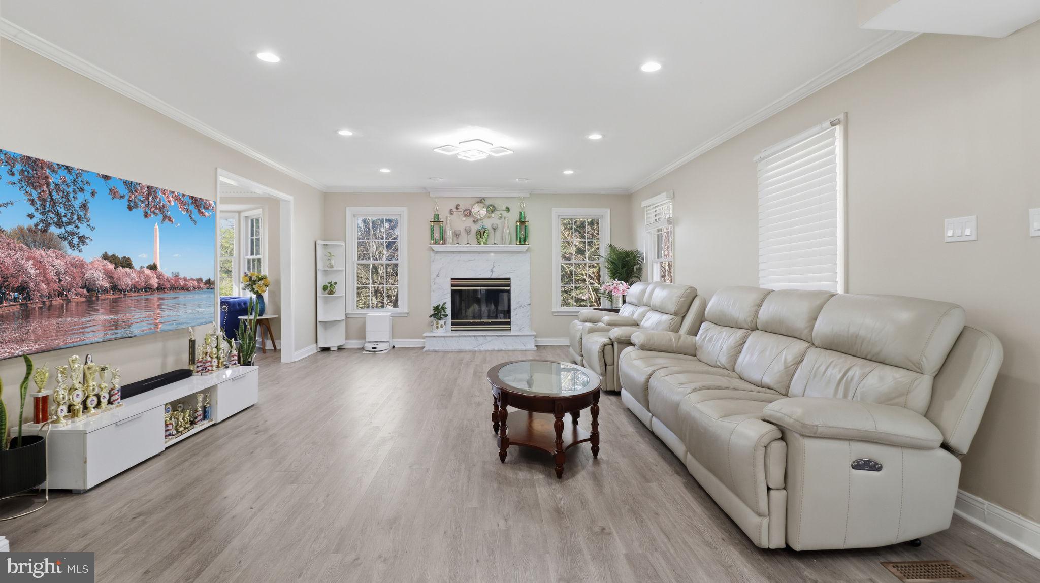 MAPLE FOREST - Residential