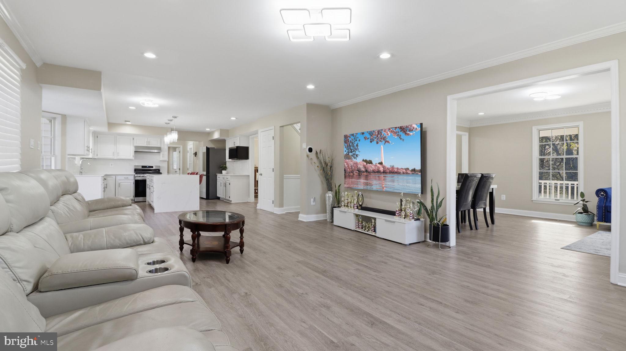 MAPLE FOREST - Residential