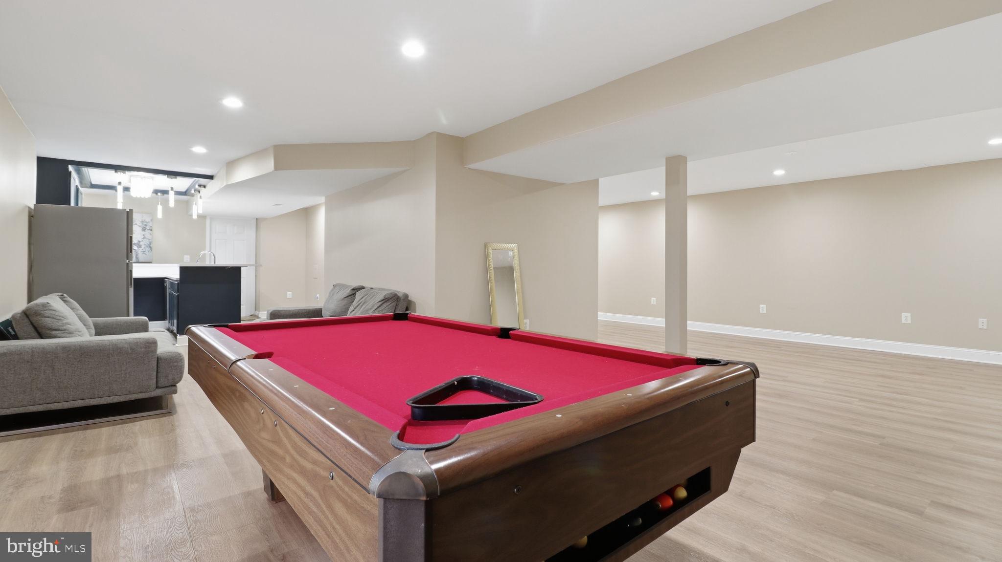 MAPLE FOREST - Residential