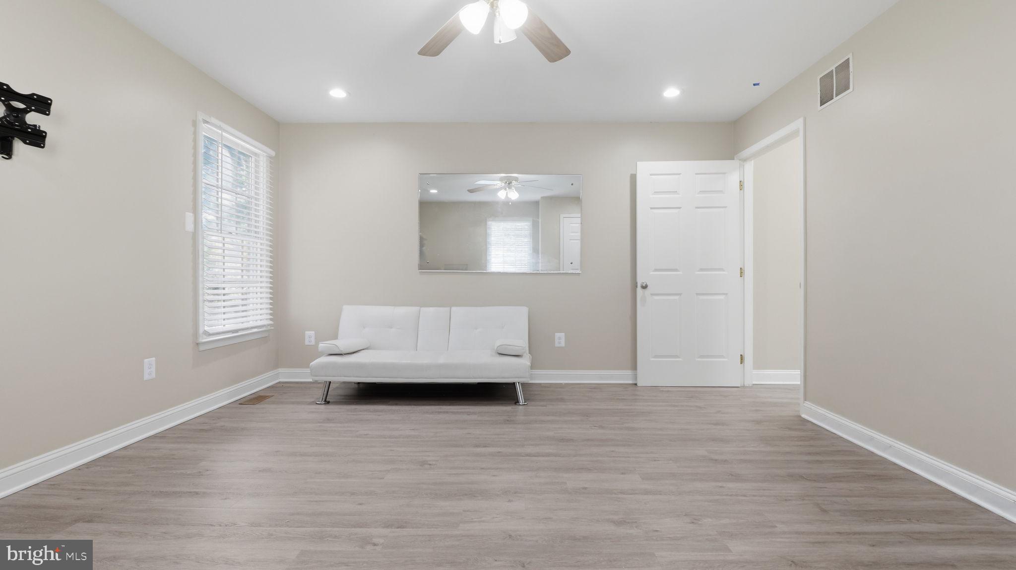 MAPLE FOREST - Residential