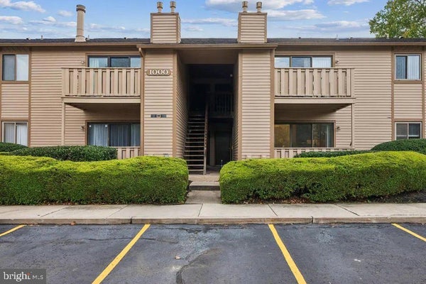 1001 WOODHOLLOW DR, MARLTON, NJ 08053 - Image dc7c3ee139ddb4592ea5a5cb15d16e7c/2276567044