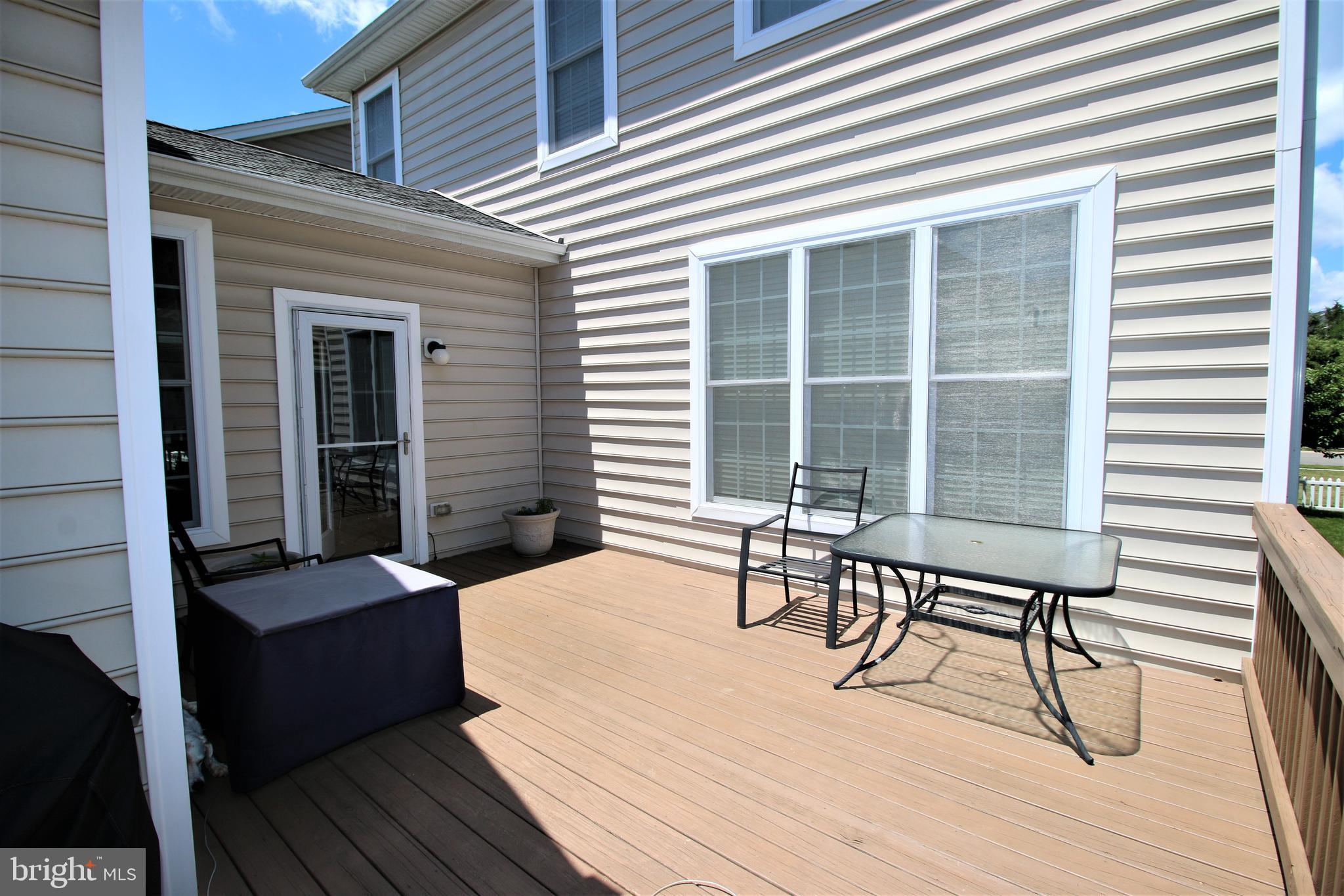 SOUTH RIDING - Residential Lease