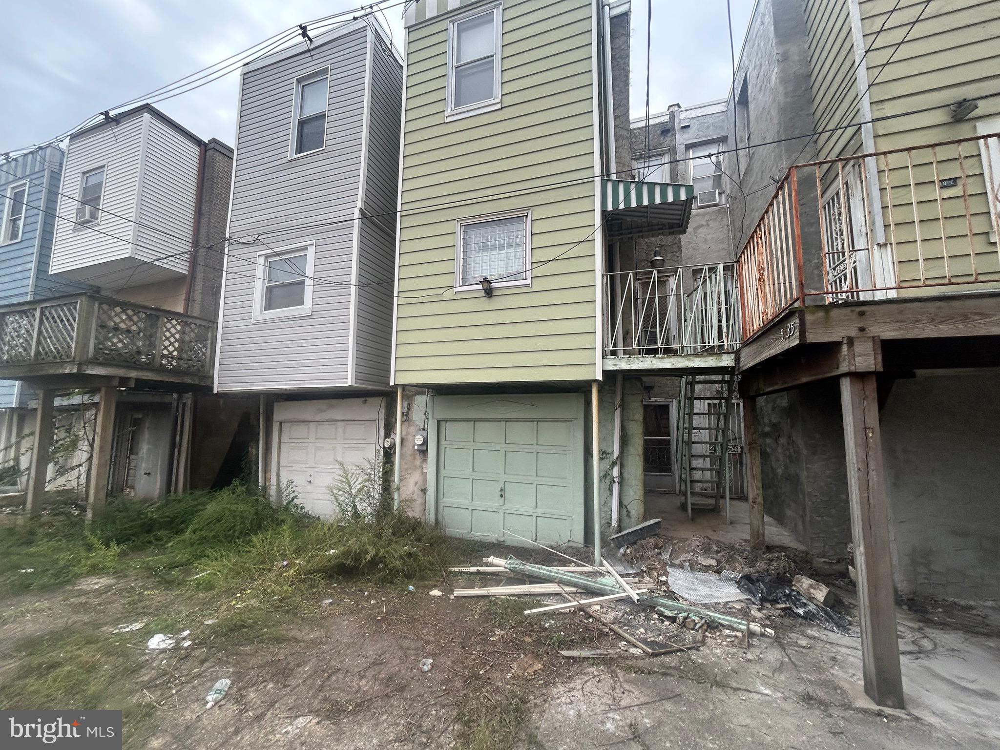 WEST PHILADELPHIA - Residential