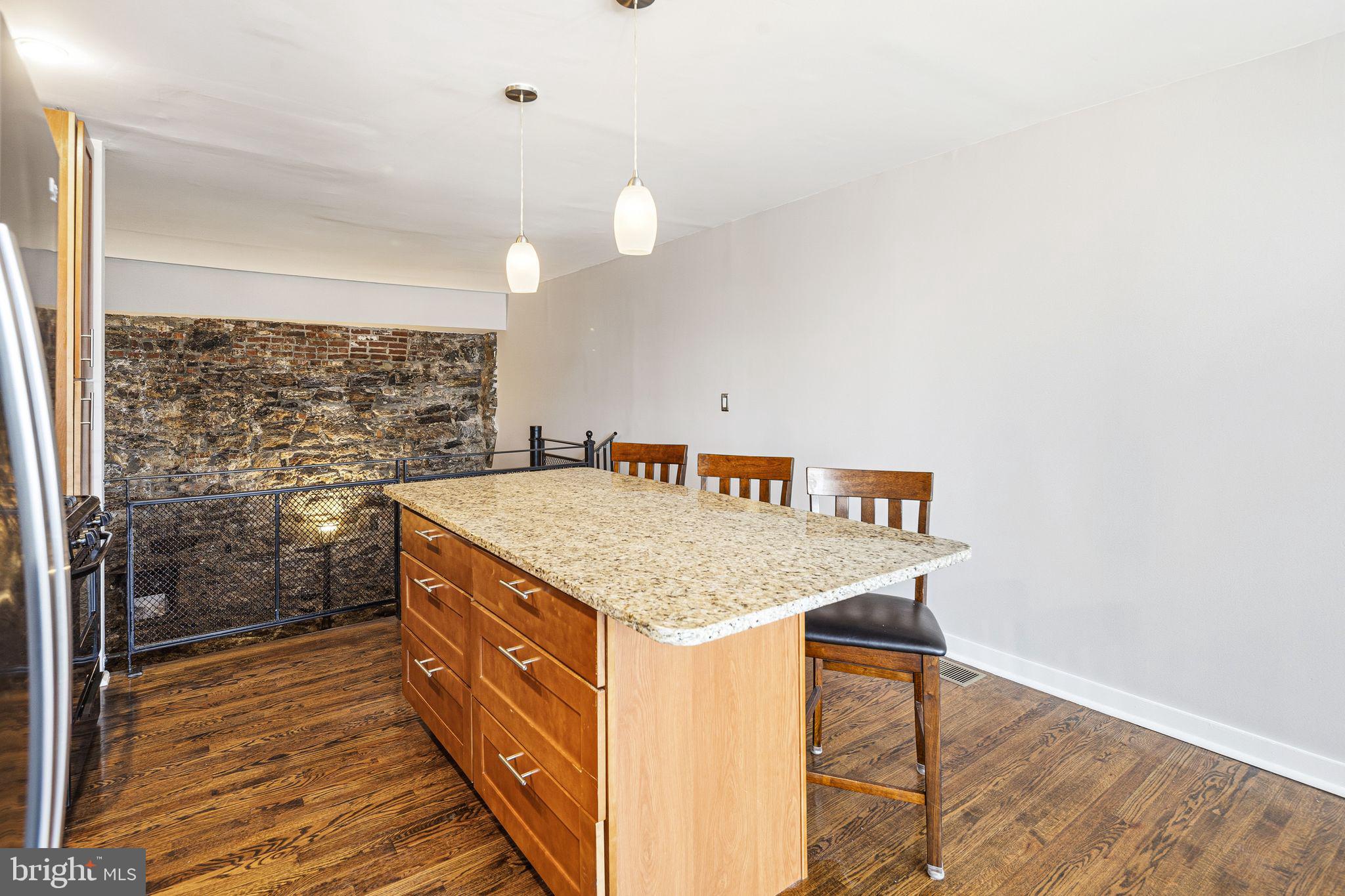 OLD CITY - Residential