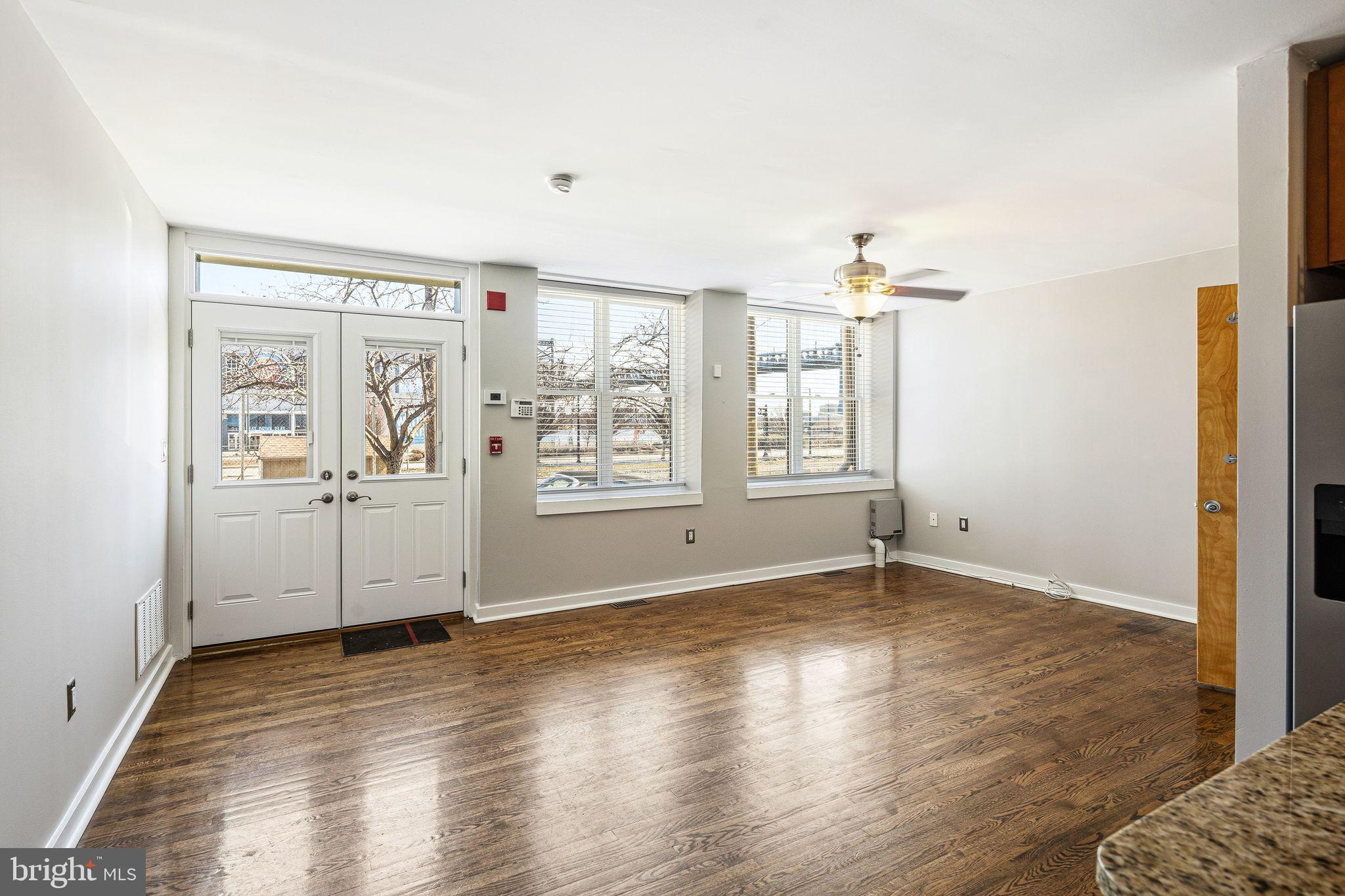 331 N FRONT STREET 1