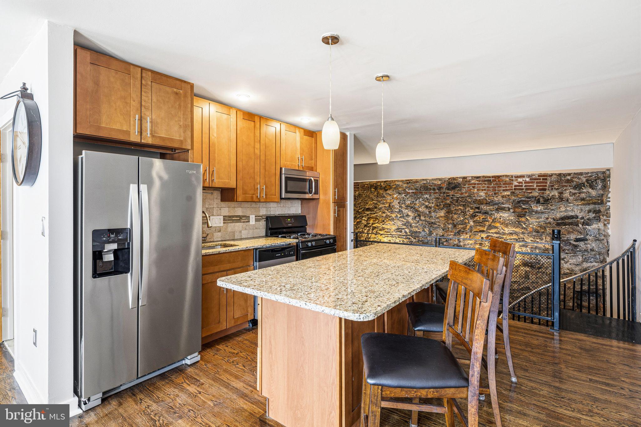 OLD CITY - Residential