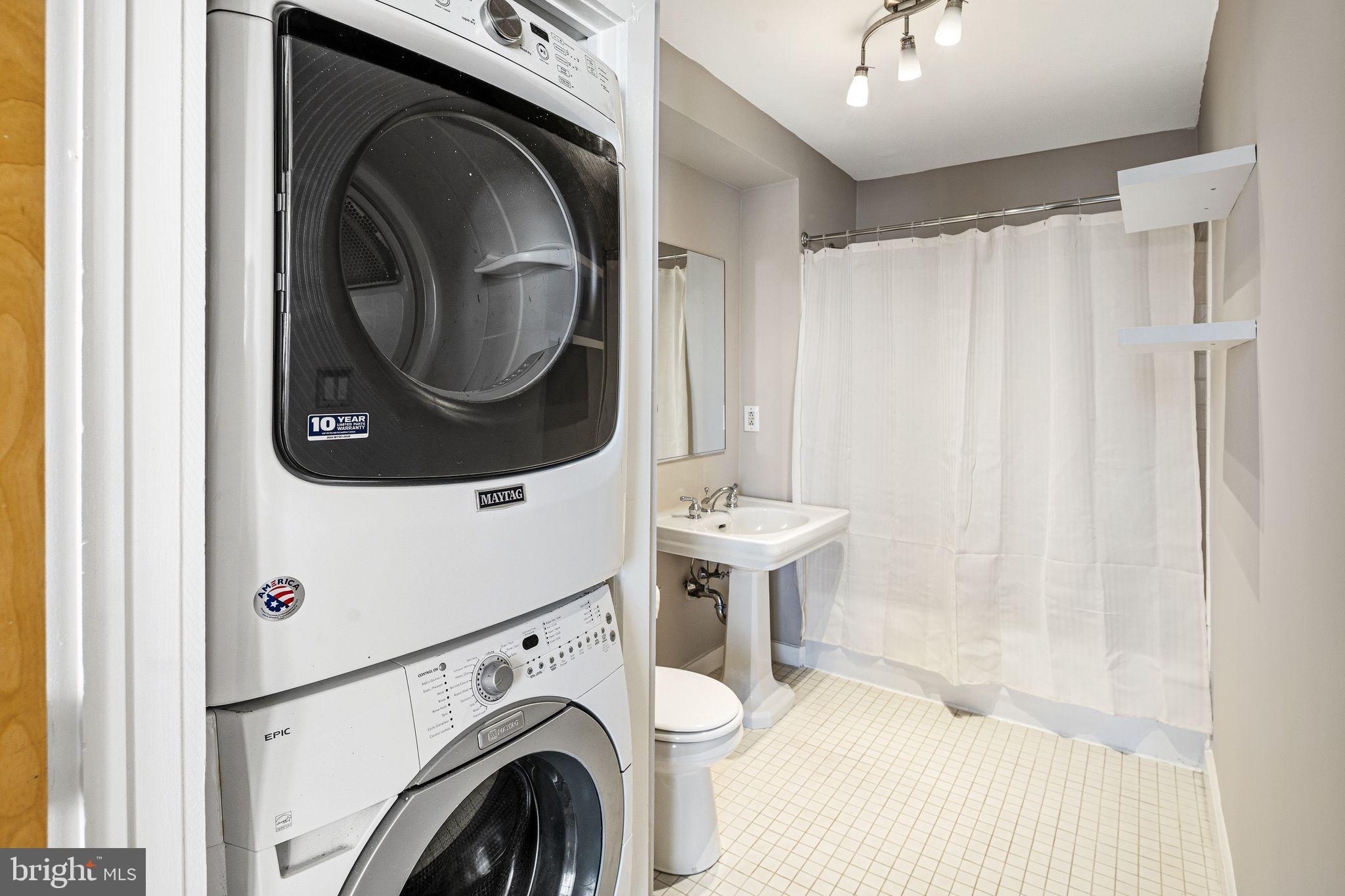 331 N FRONT STREET 1