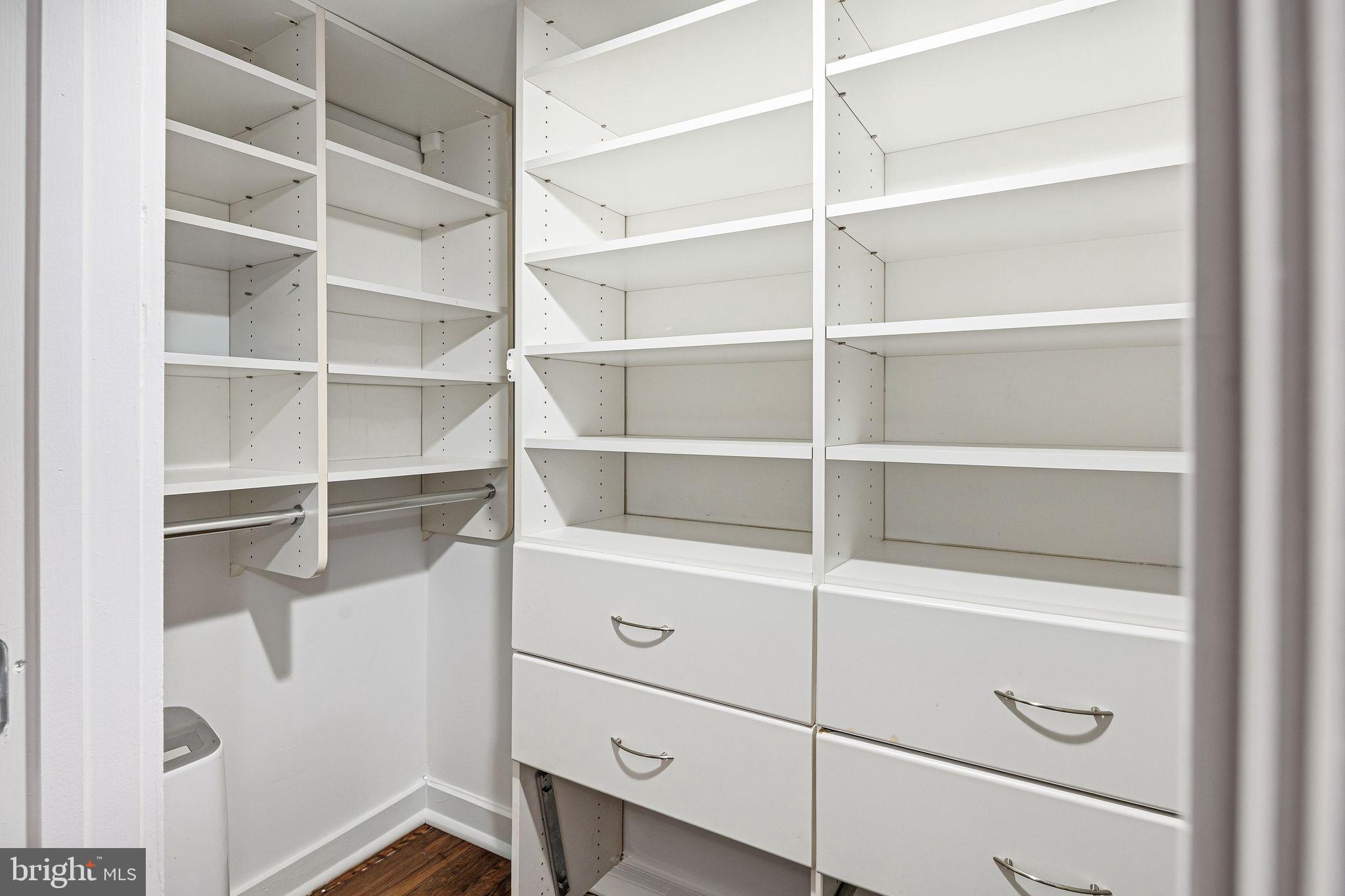 OLD CITY - Residential