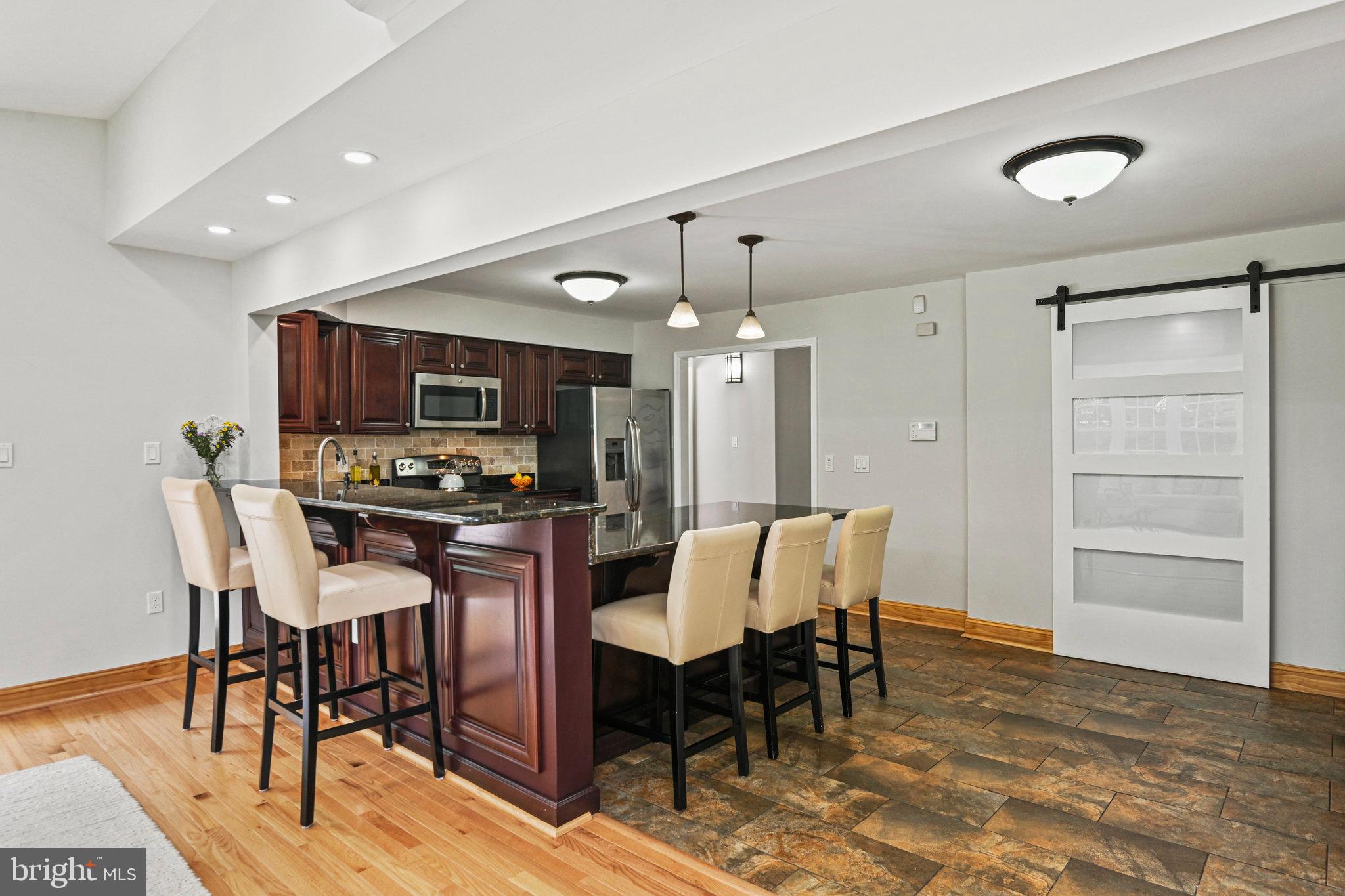 MC LEAN HUNT ESTATES - Residential