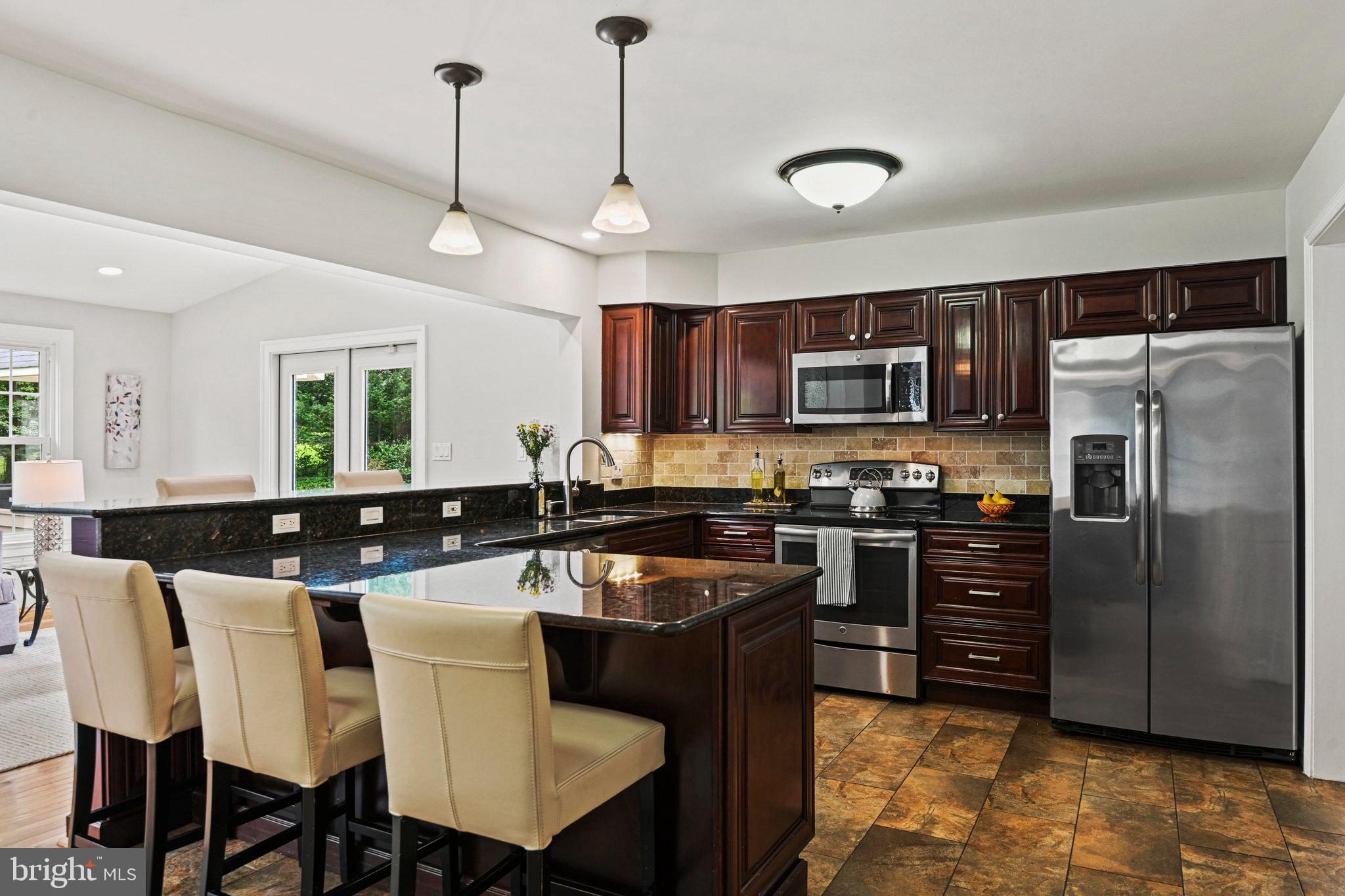 MC LEAN HUNT ESTATES - Residential