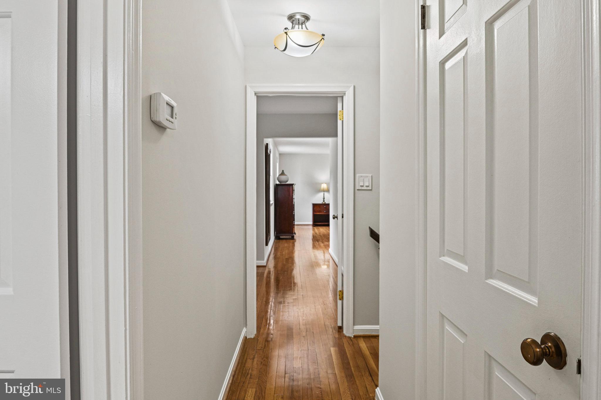 MC LEAN HUNT ESTATES - Residential