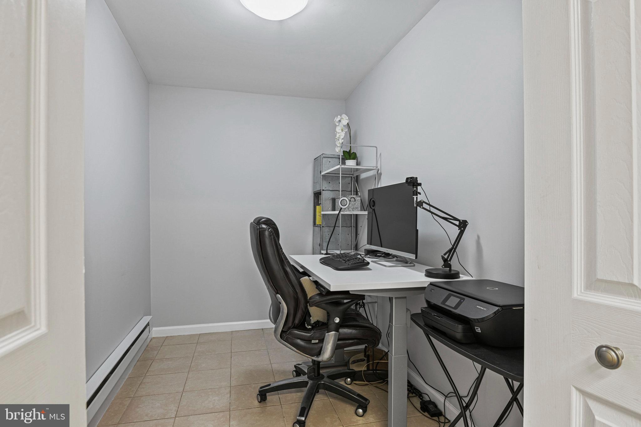 MC LEAN HUNT ESTATES - Residential