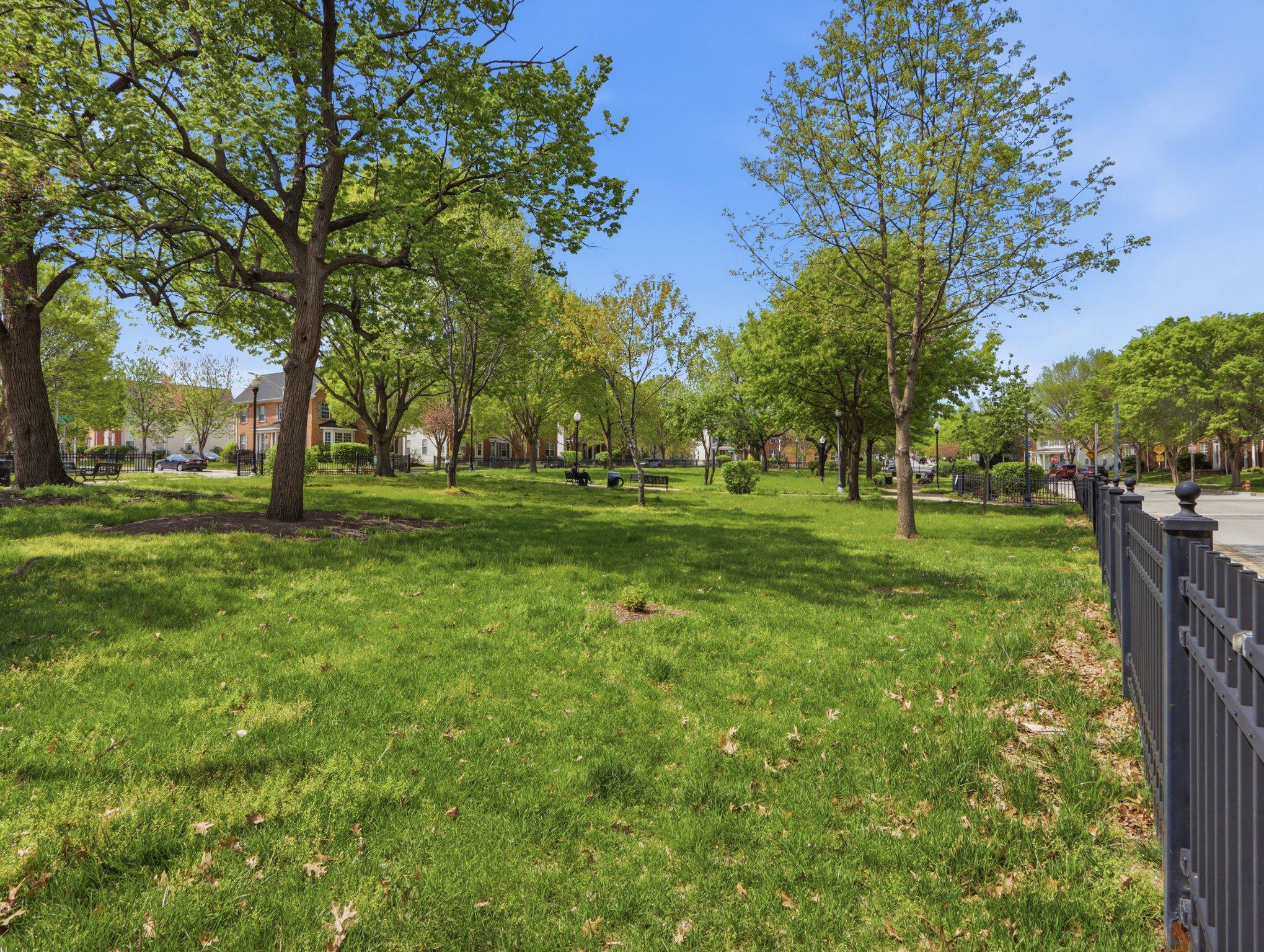 HERITAGE CROSSING - Residential