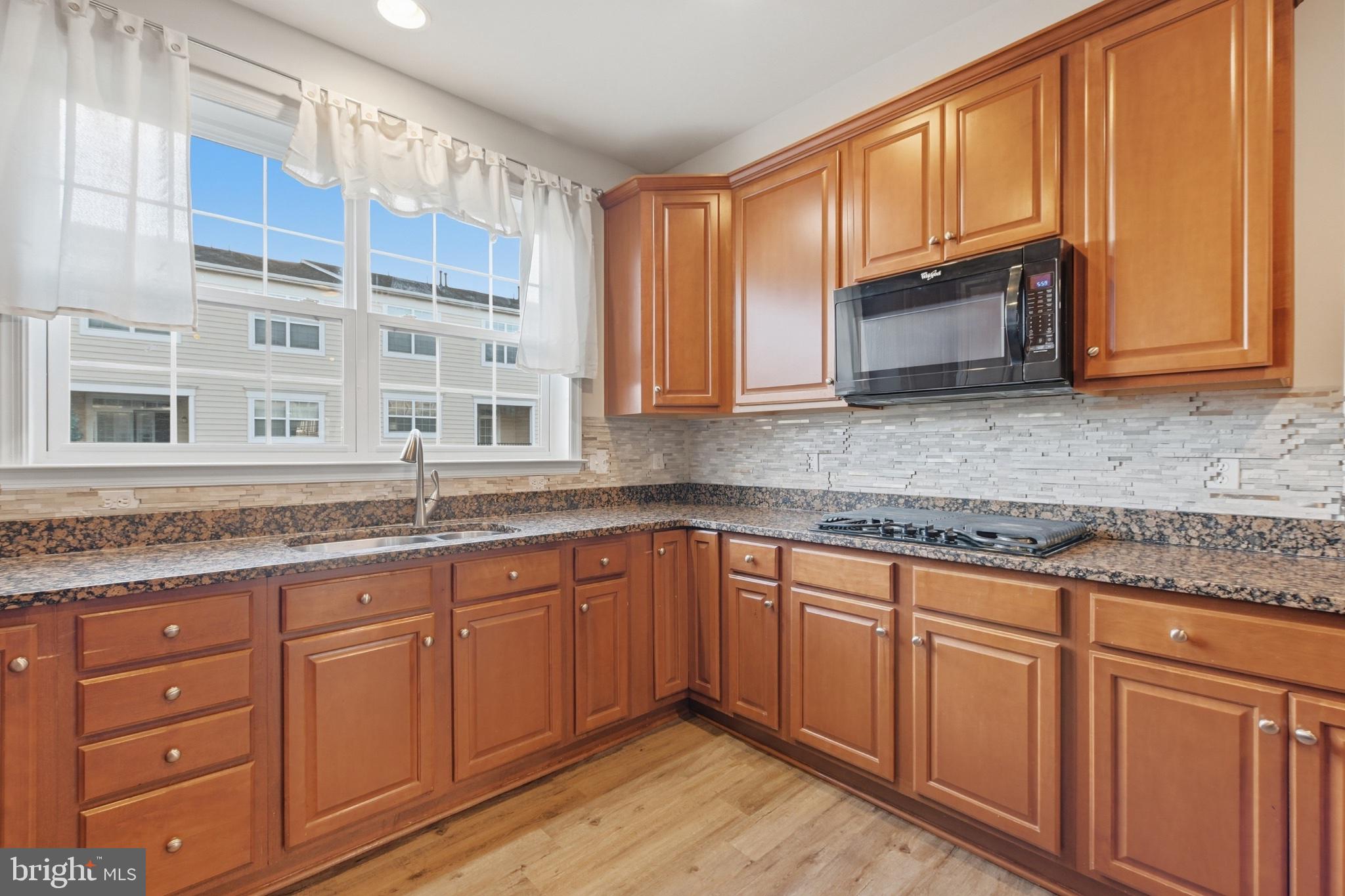 22725 BEACON CREST TERRACE 22725