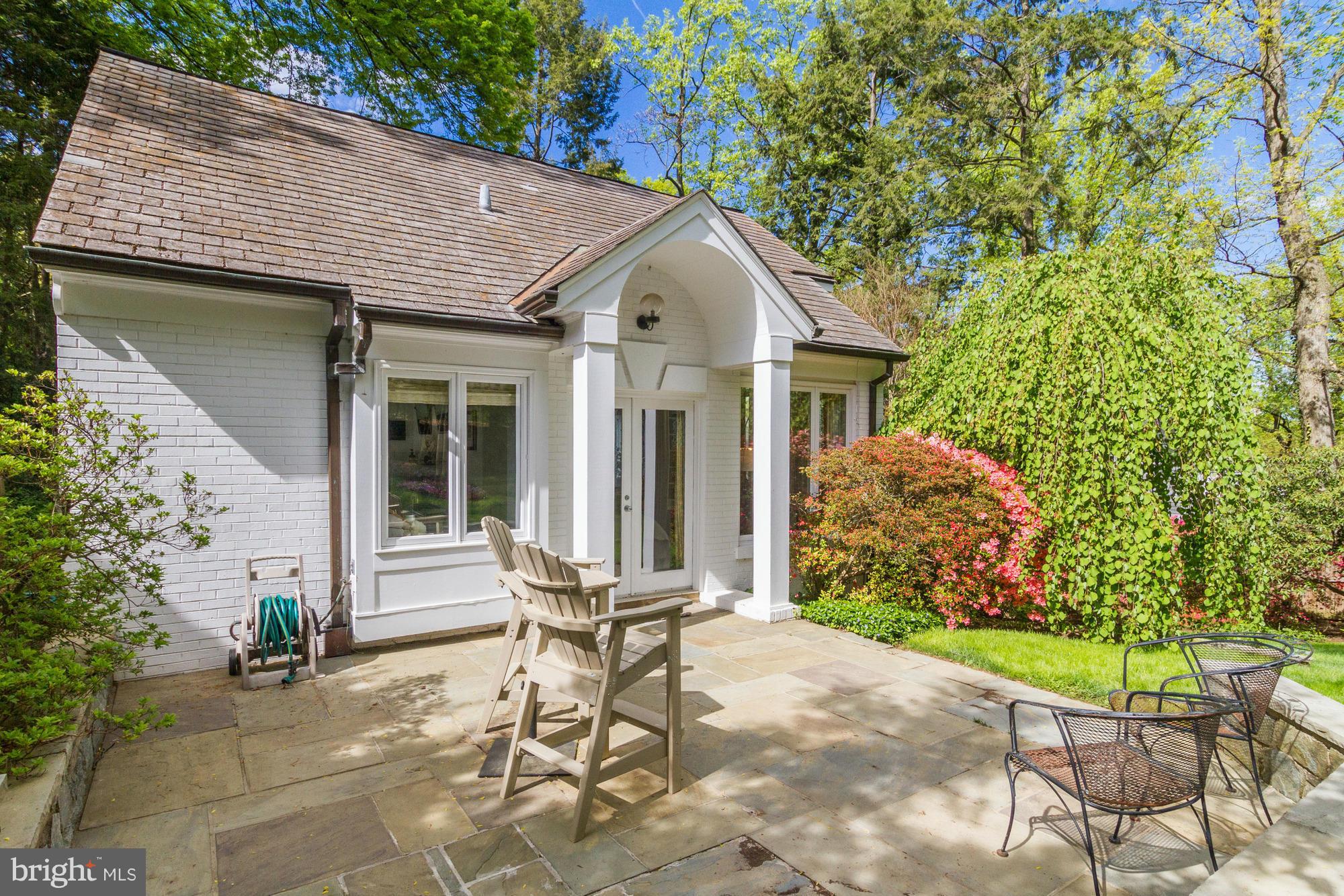 WESLEY HEIGHTS - Residential