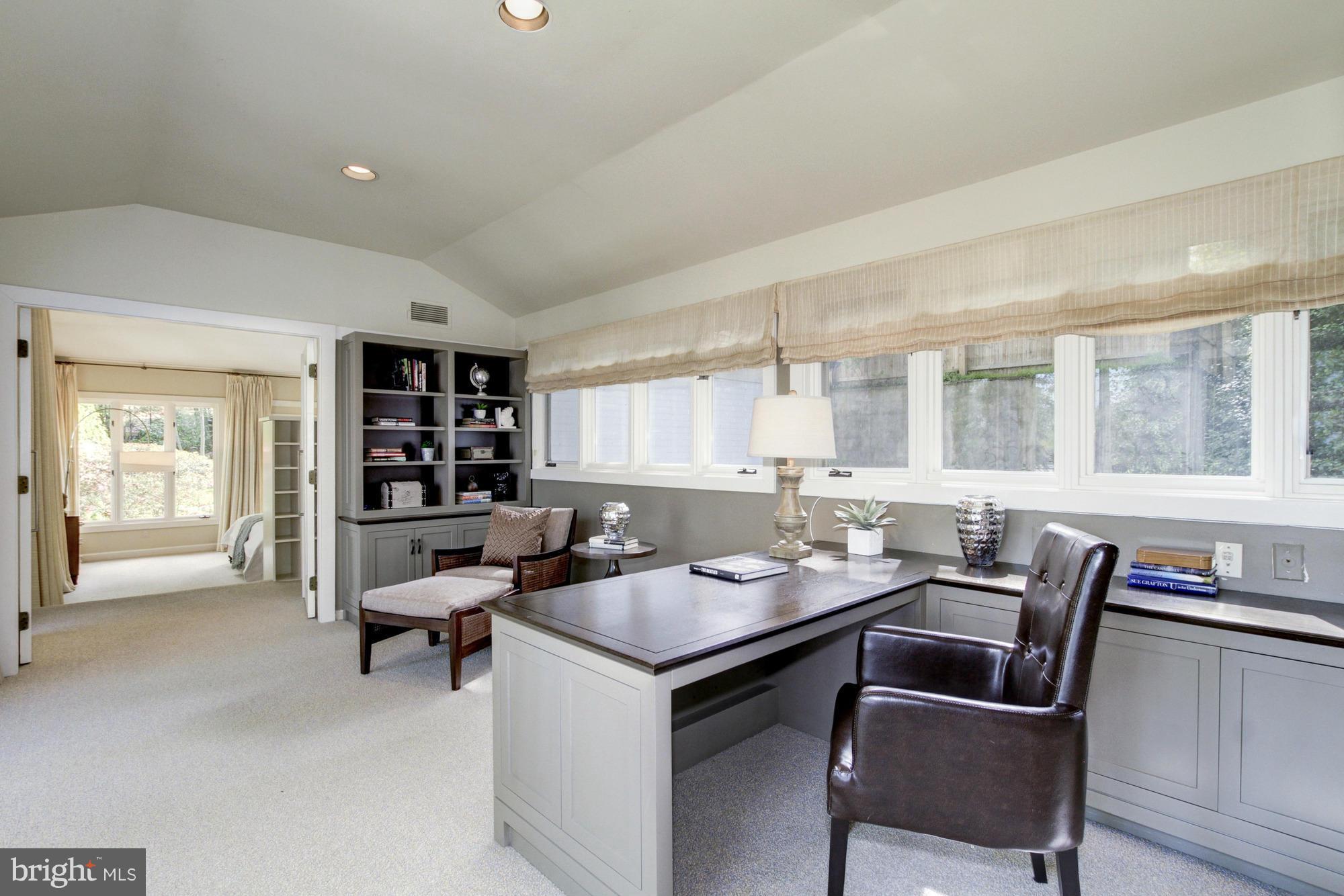 WESLEY HEIGHTS - Residential