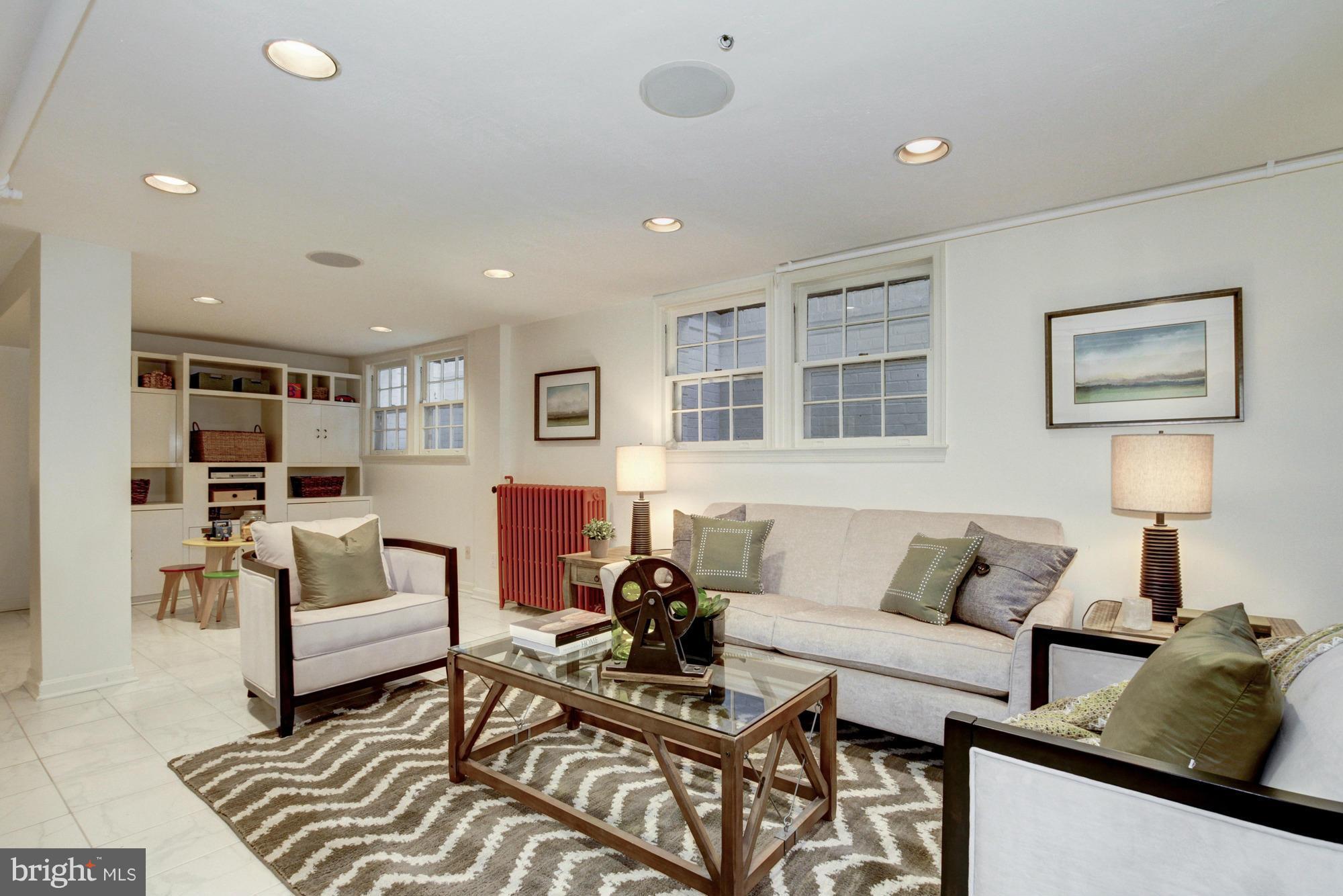 WESLEY HEIGHTS - Residential