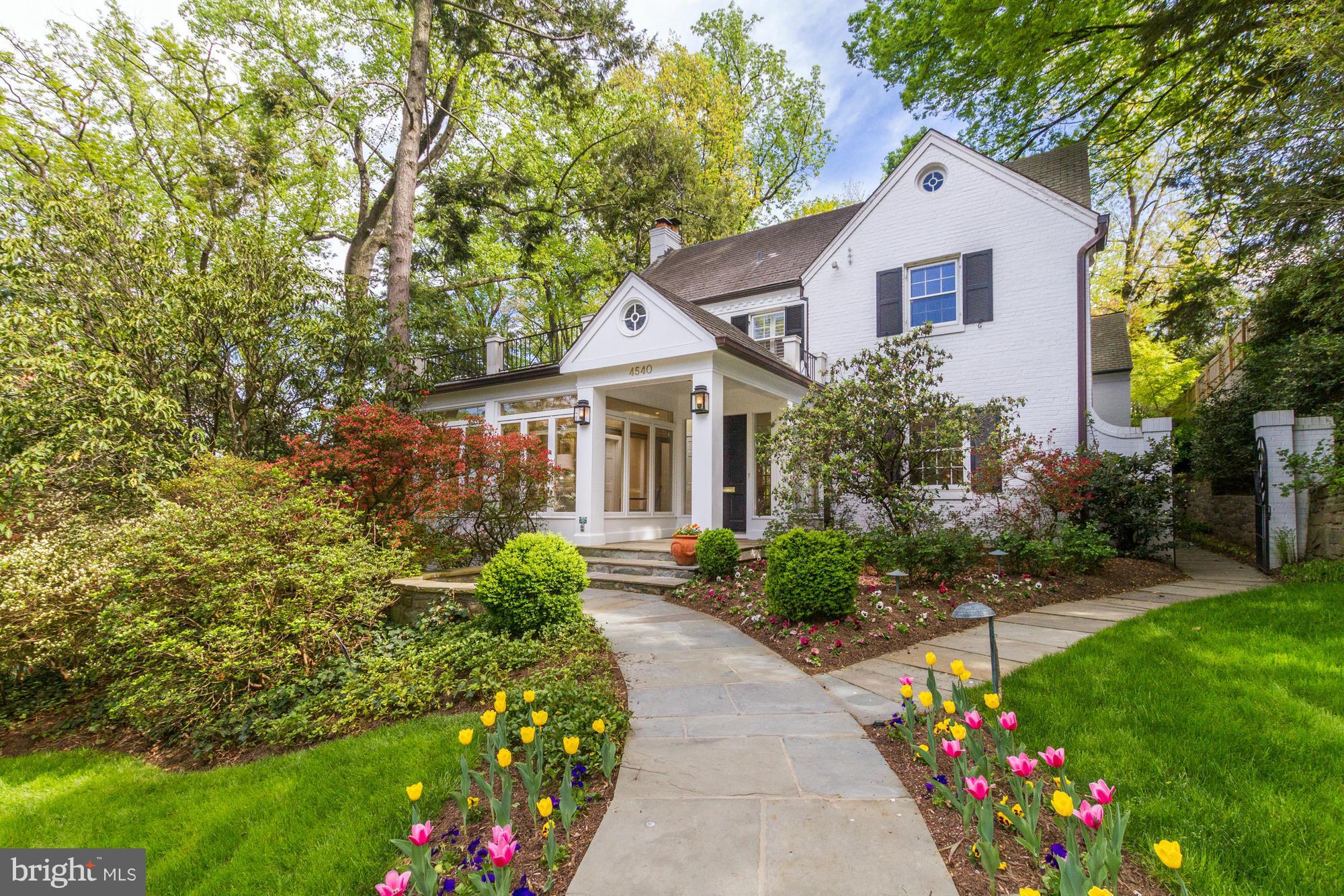 WESLEY HEIGHTS - Residential