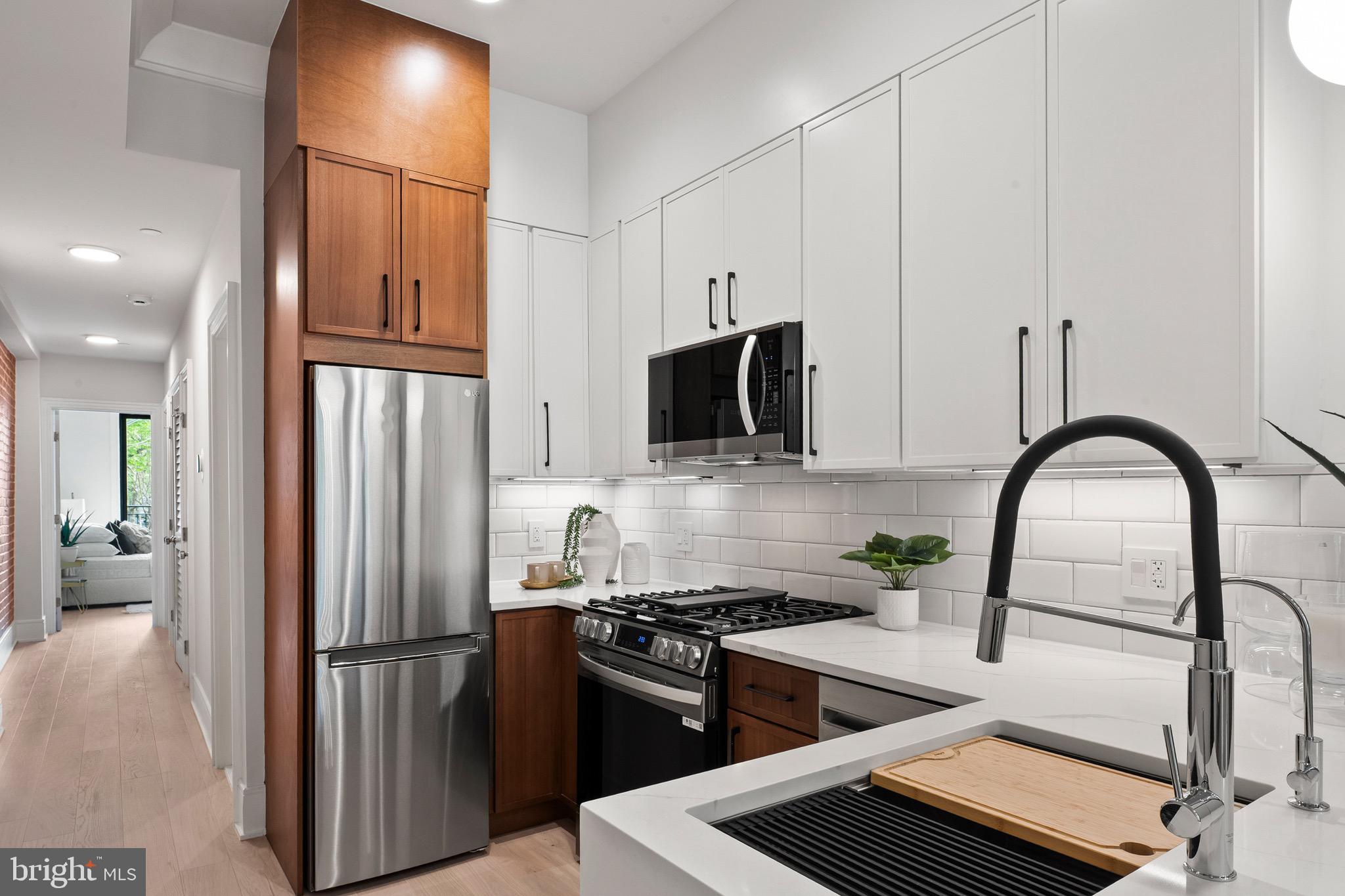 647 G ST SE 3