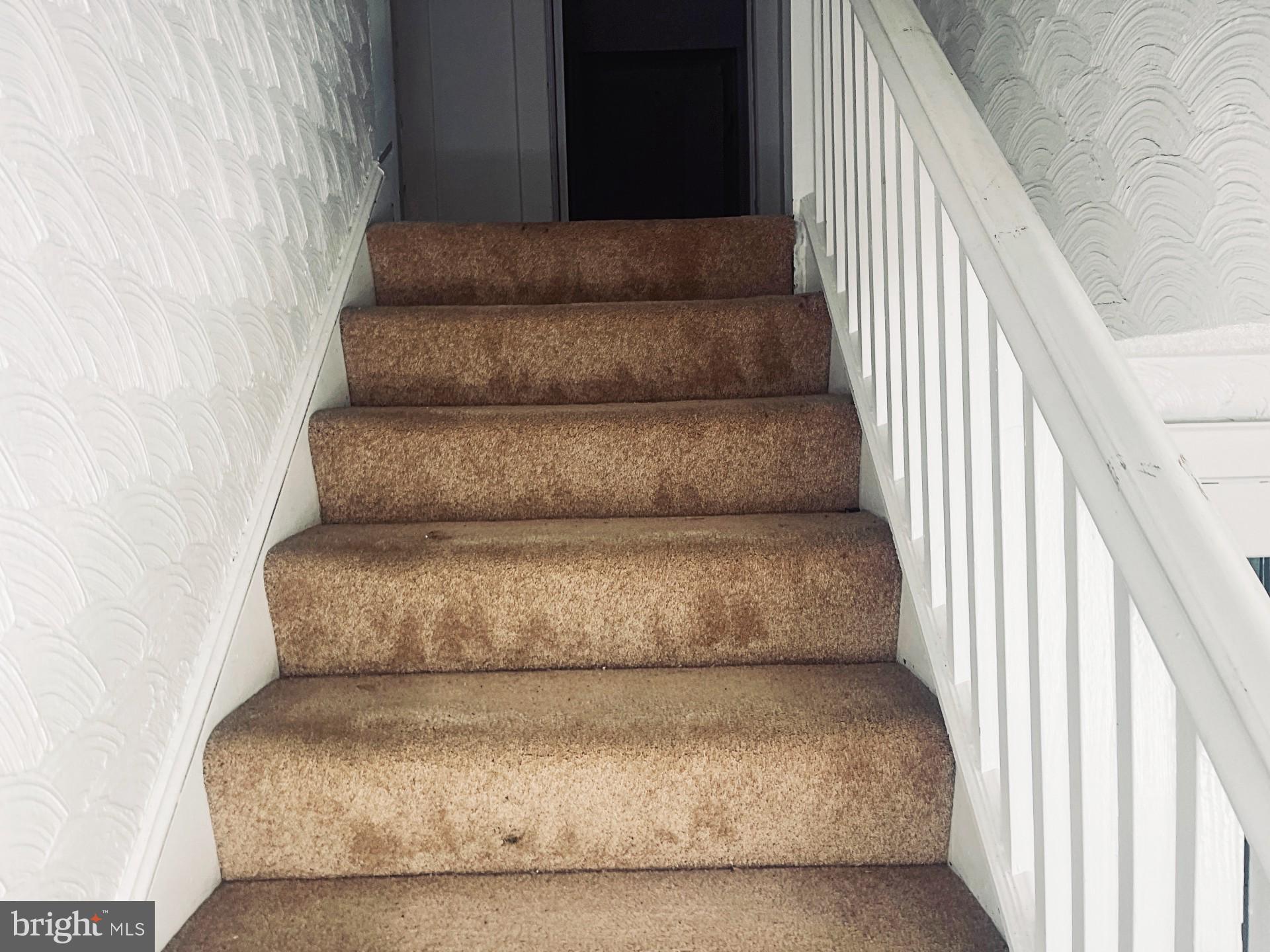 LAURAVILLE HISTORIC DISTRICT - Residential