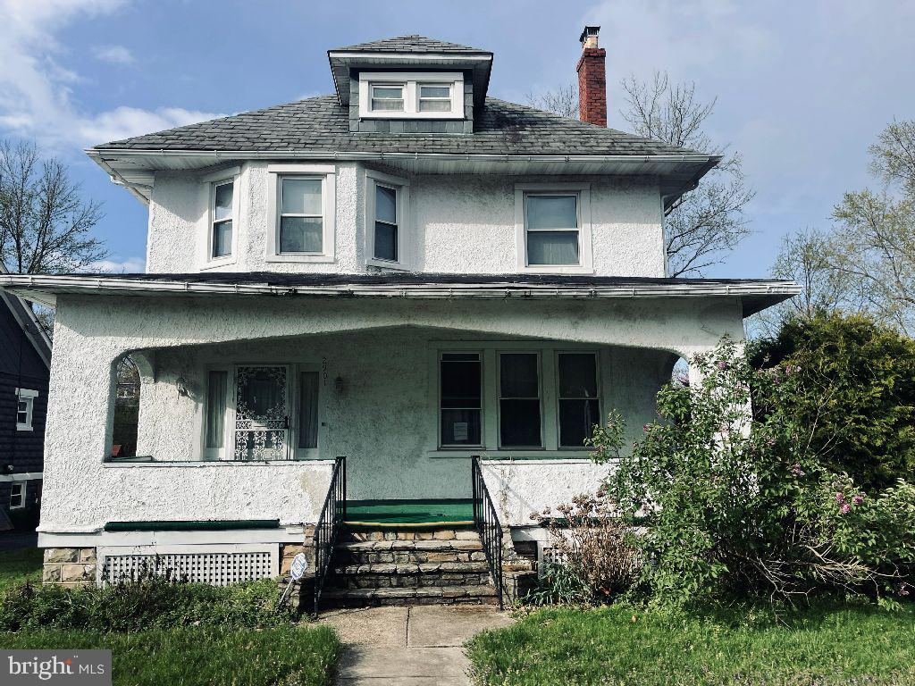 LAURAVILLE HISTORIC DISTRICT - Residential