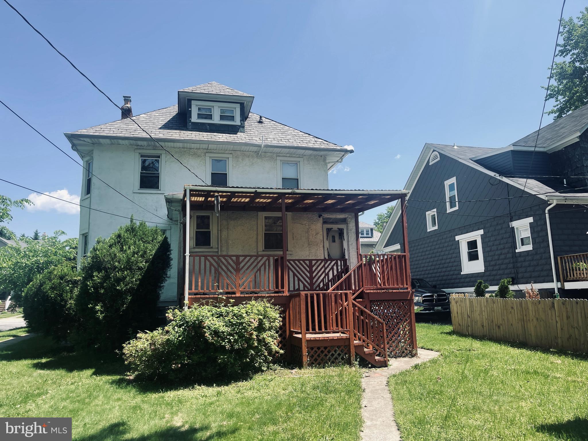 LAURAVILLE HISTORIC DISTRICT - Residential