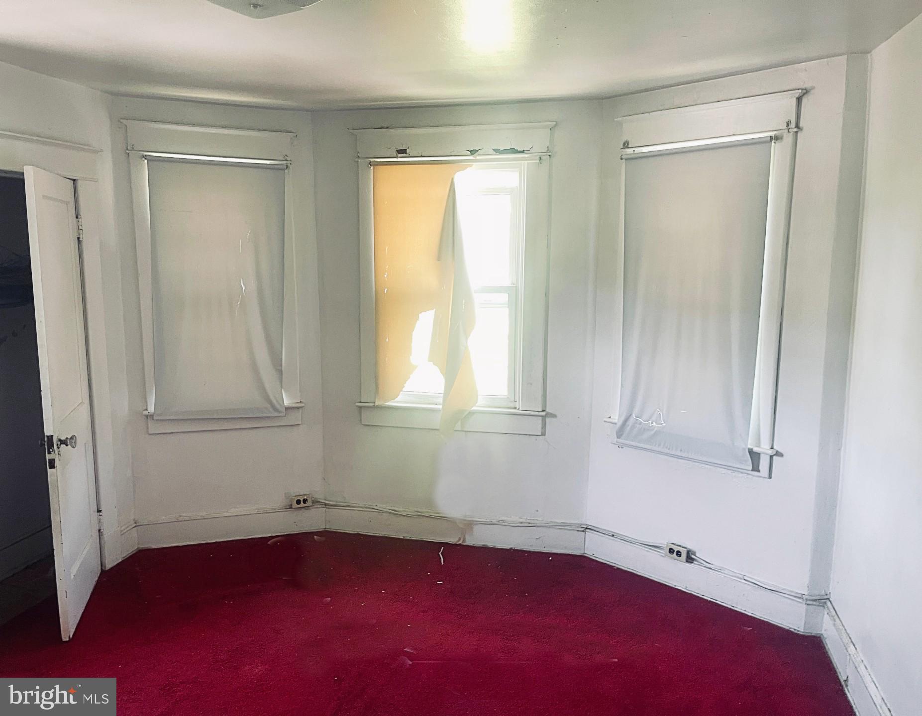 LAURAVILLE HISTORIC DISTRICT - Residential