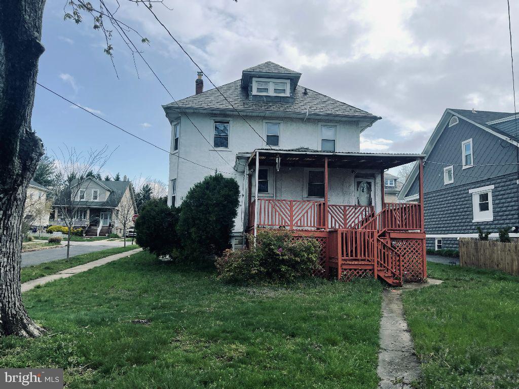 LAURAVILLE HISTORIC DISTRICT - Residential