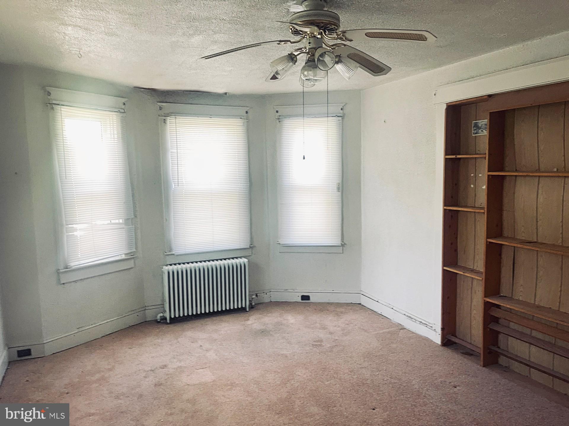 LAURAVILLE HISTORIC DISTRICT - Residential