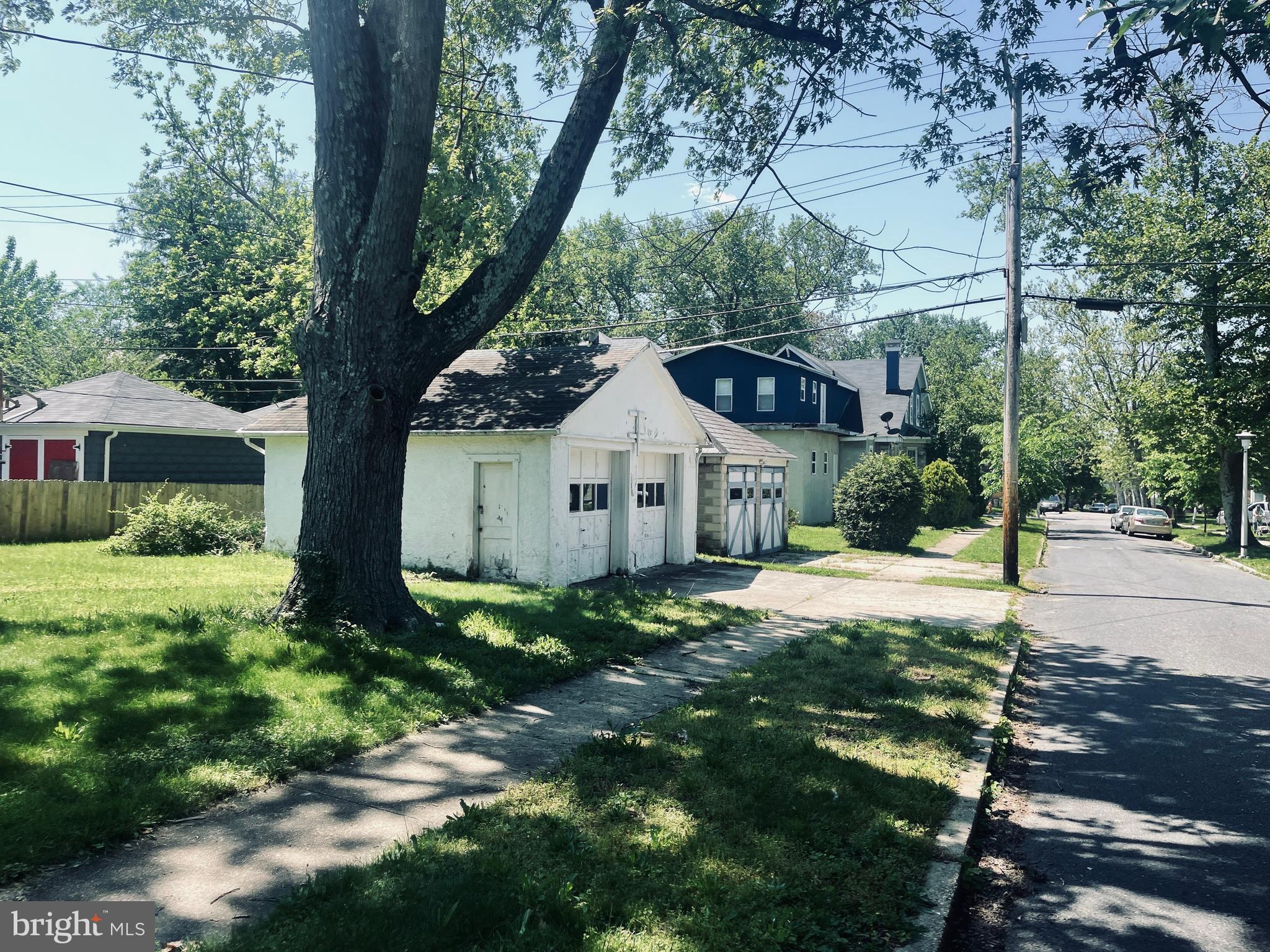 LAURAVILLE HISTORIC DISTRICT - Residential