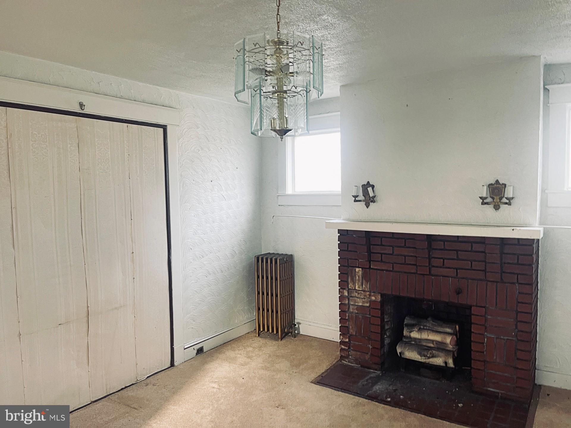 LAURAVILLE HISTORIC DISTRICT - Residential