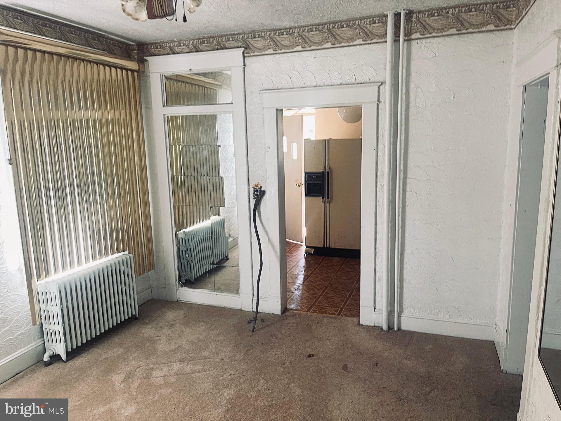 LAURAVILLE HISTORIC DISTRICT - Residential