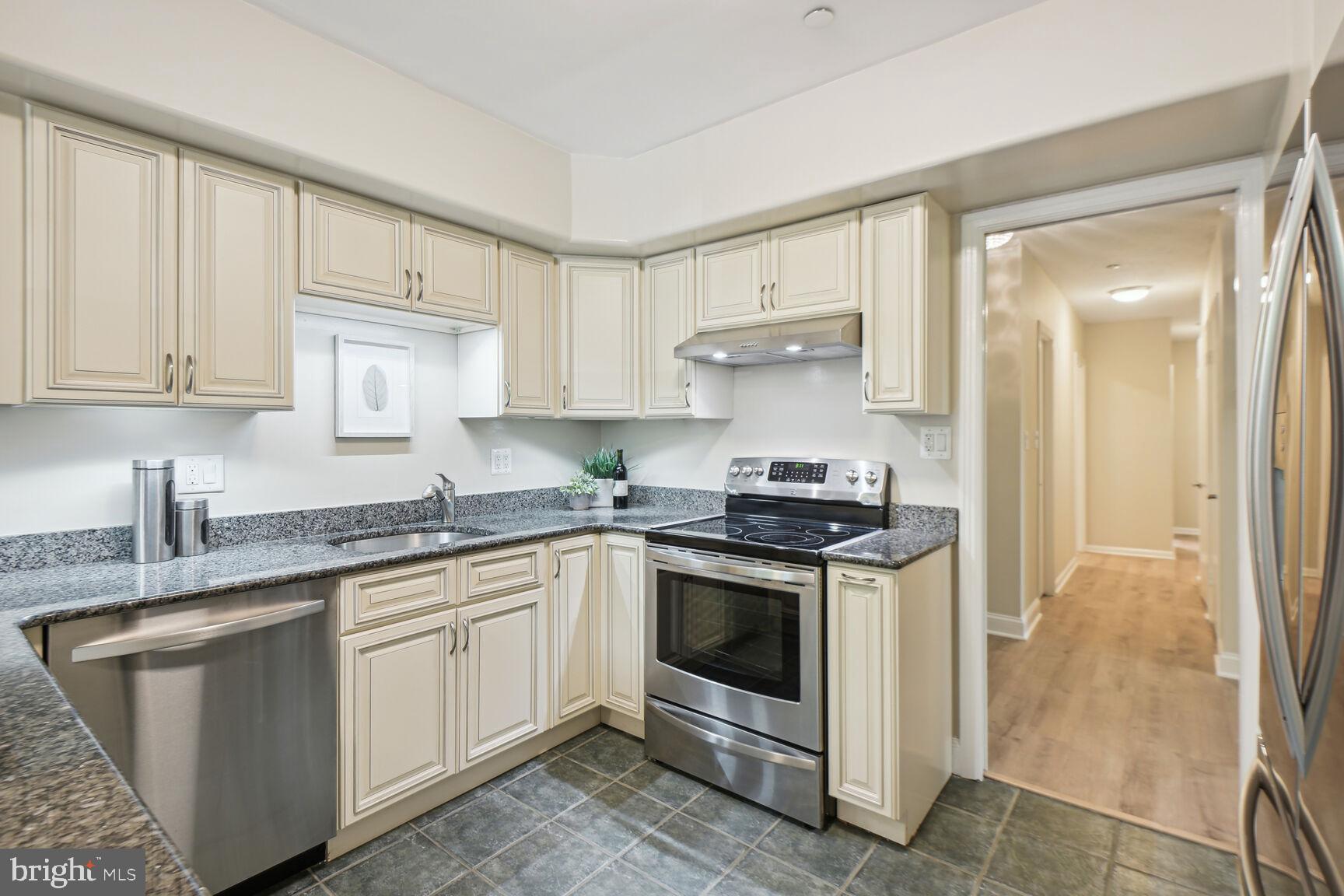 THE BARKLEY - Residential