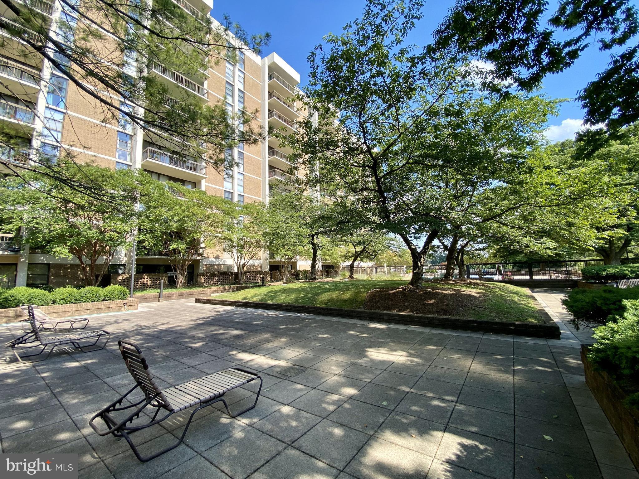 THE BARKLEY - Residential