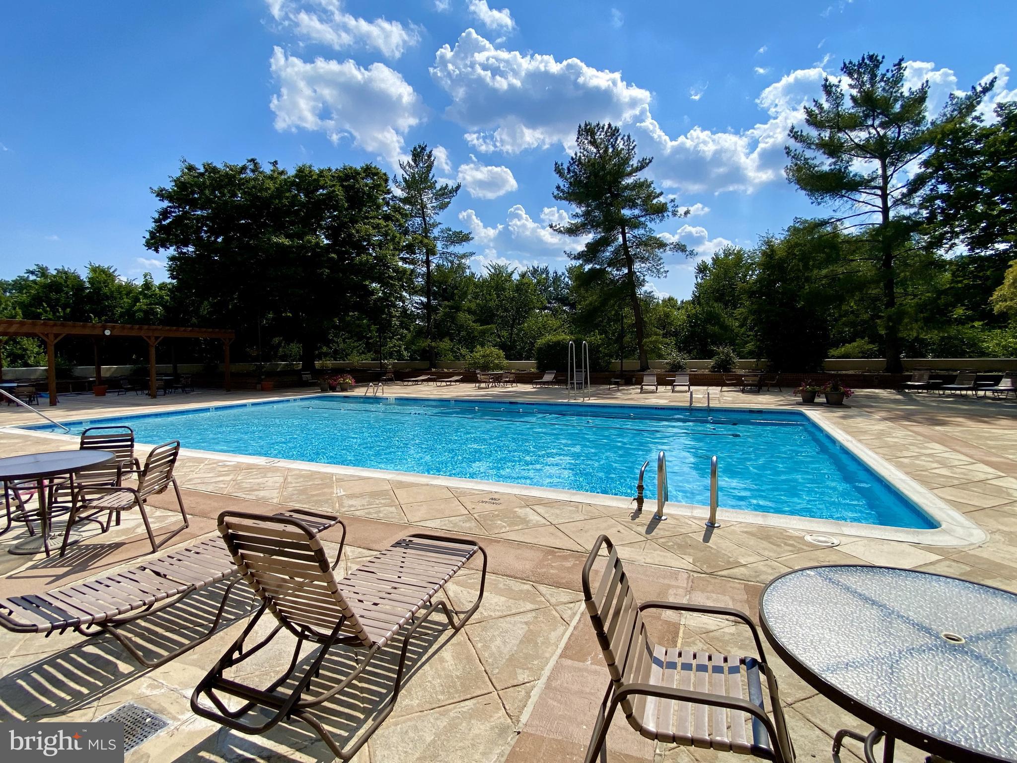 THE BARKLEY - Residential