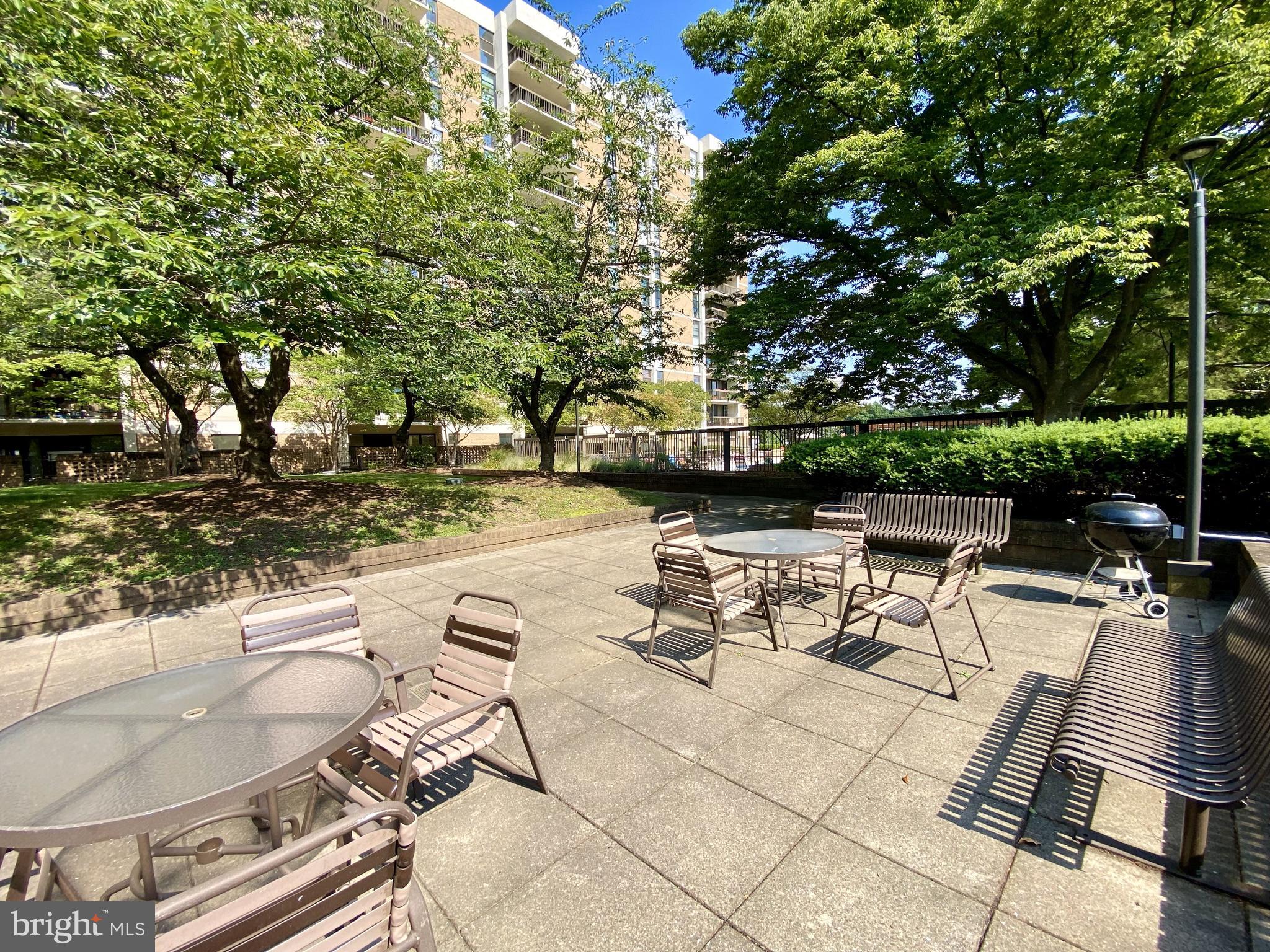 THE BARKLEY - Residential