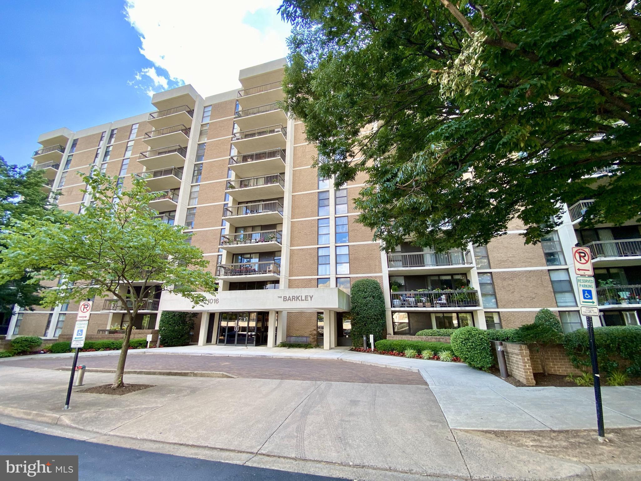 THE BARKLEY - Residential