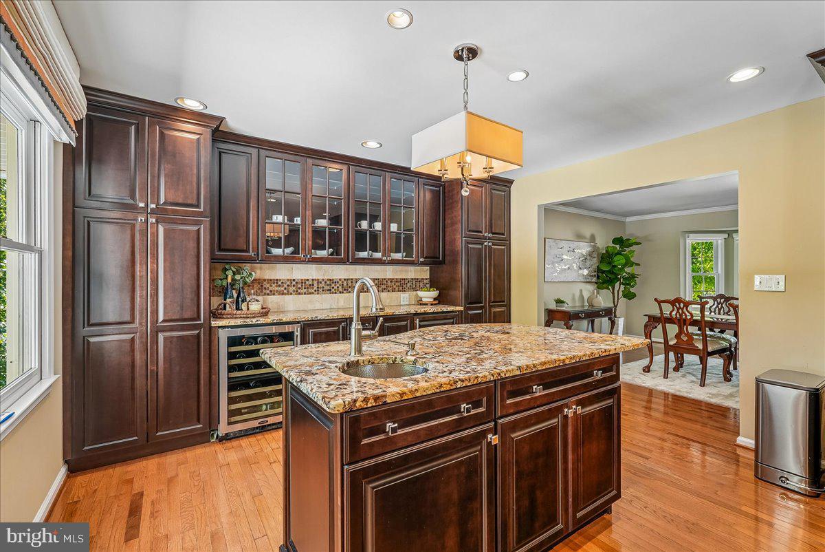 OAKTON GLEN - Residential