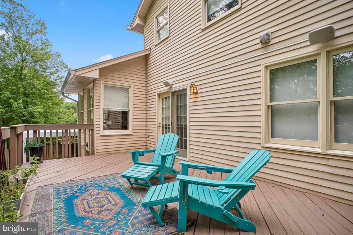 OAKTON GLEN - Residential