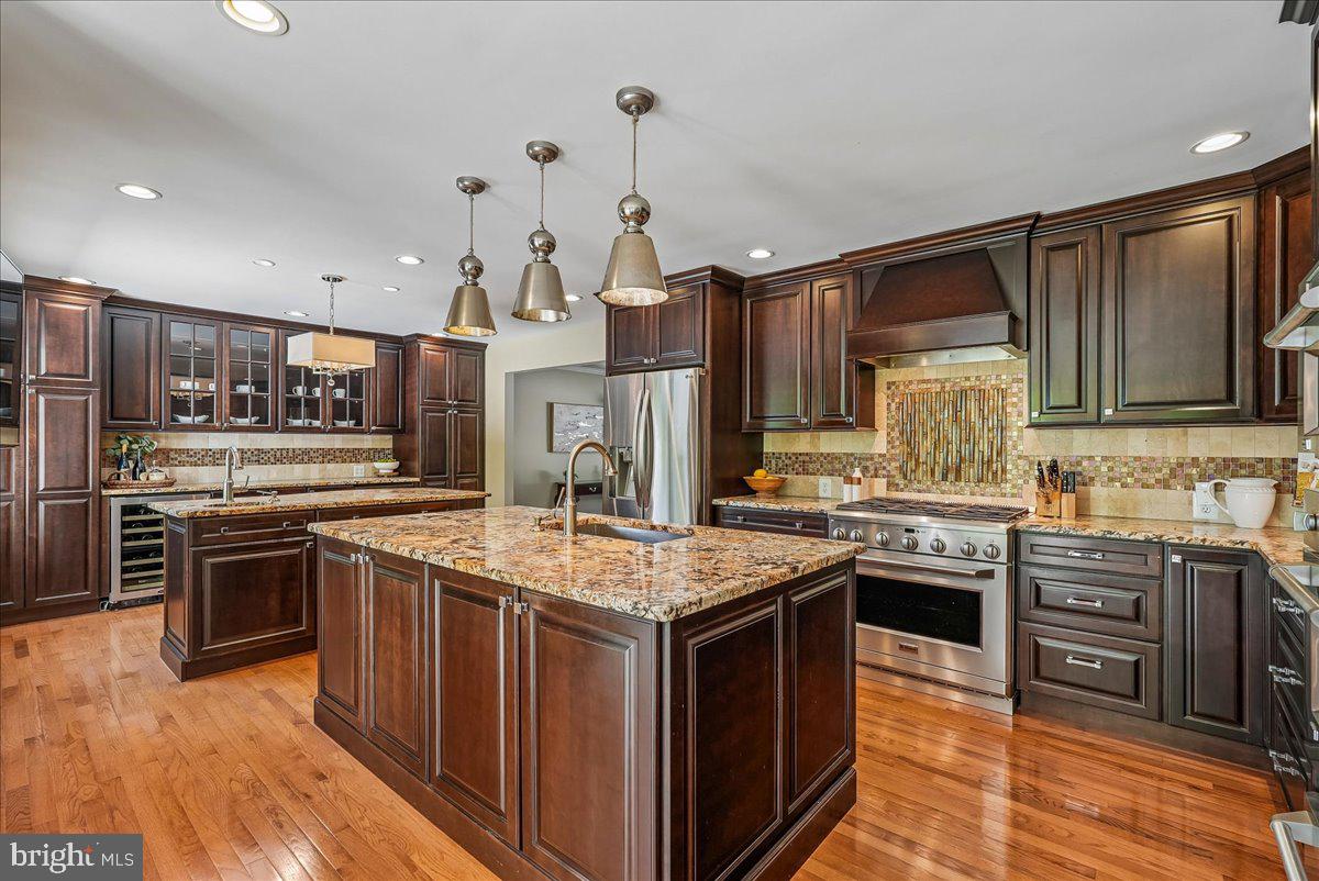 OAKTON GLEN - Residential