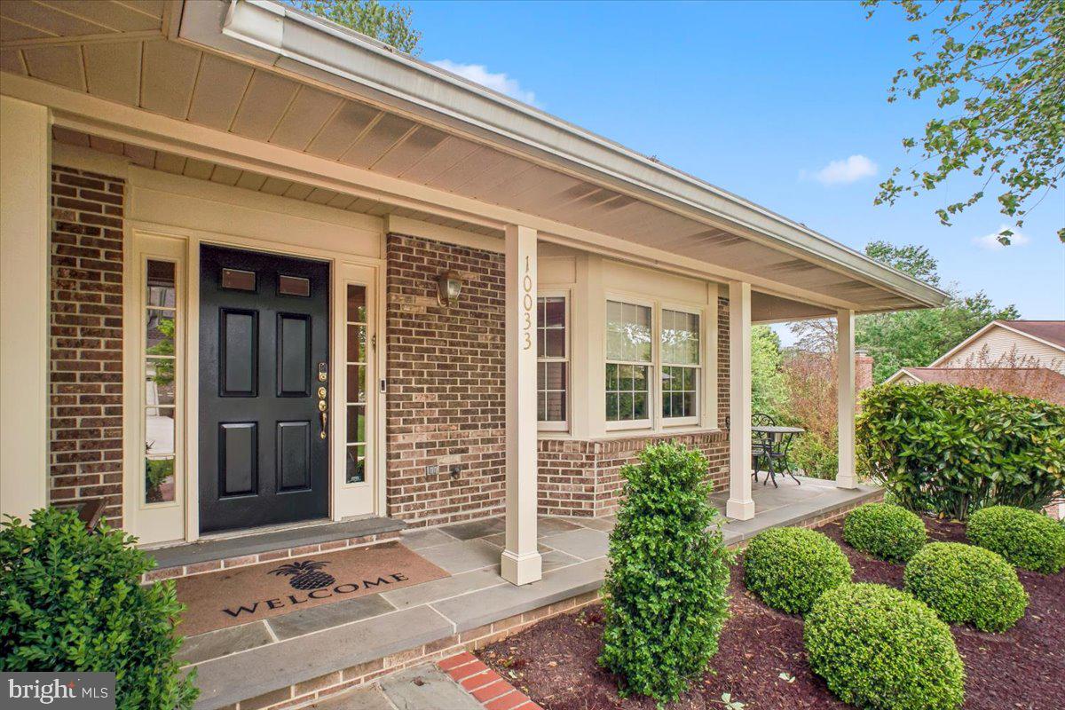 OAKTON GLEN - Residential