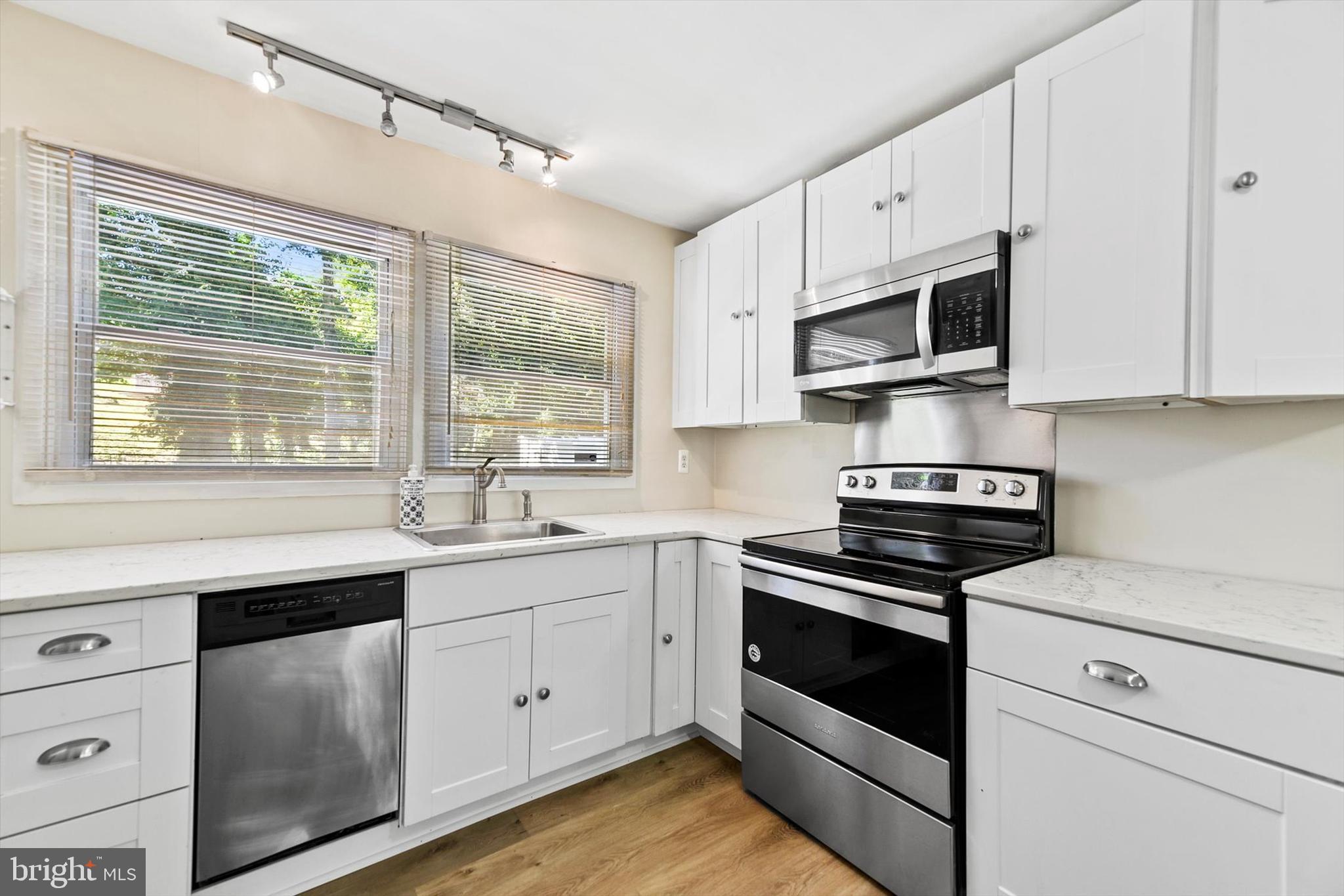 FOSTER BRANCH - Residential