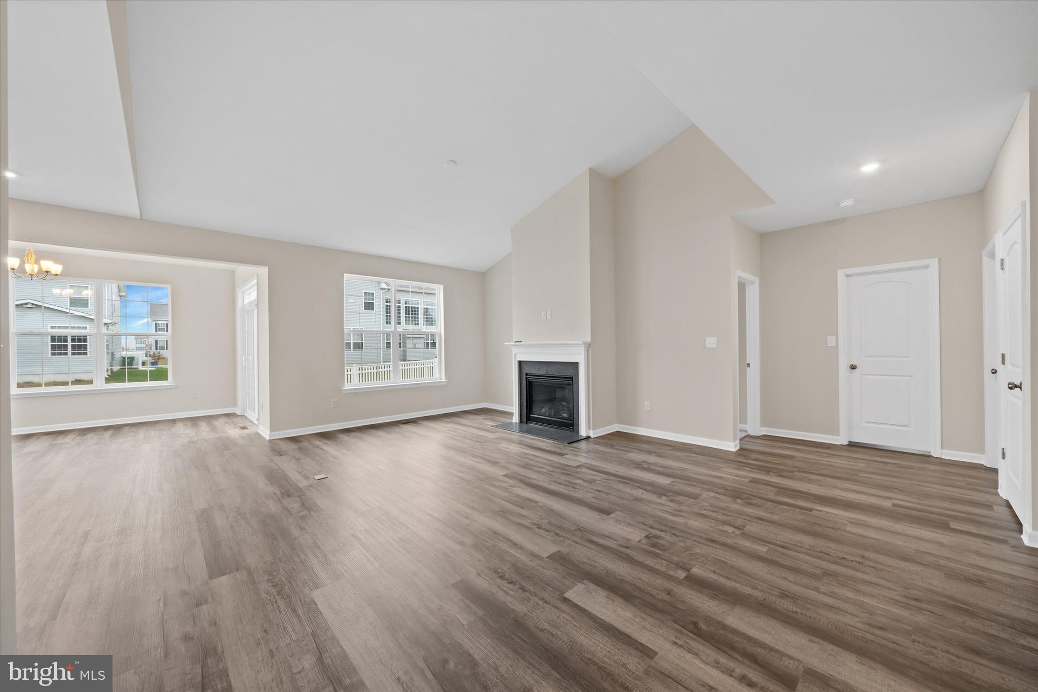 MOUNT FRIENDSHIP - Residential